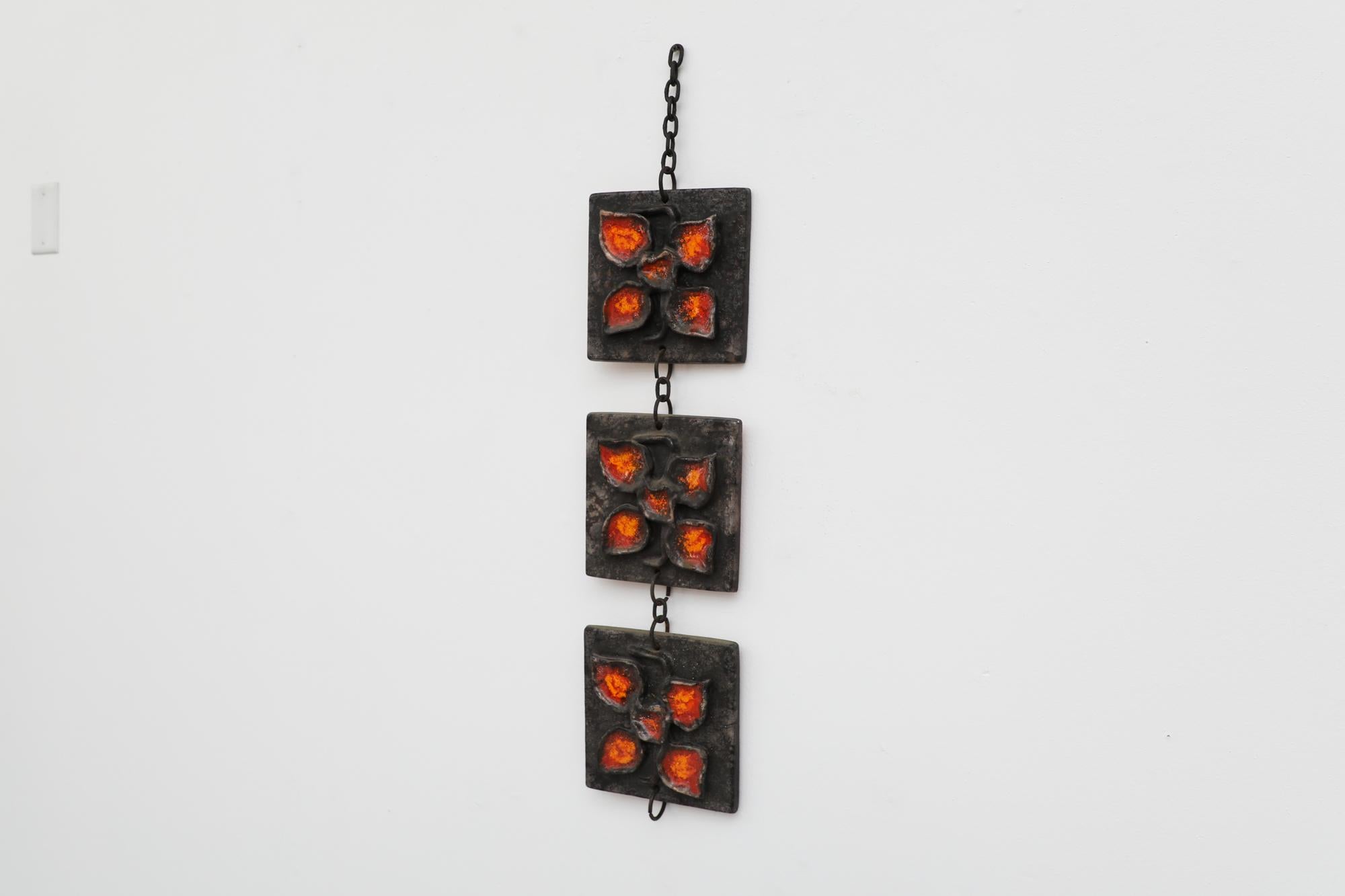 Placa de pared de cerámica escultórica de Jan van Erp Waalre (attr) de los años 70 vintage holandesa Moderno de mediados de siglo en venta