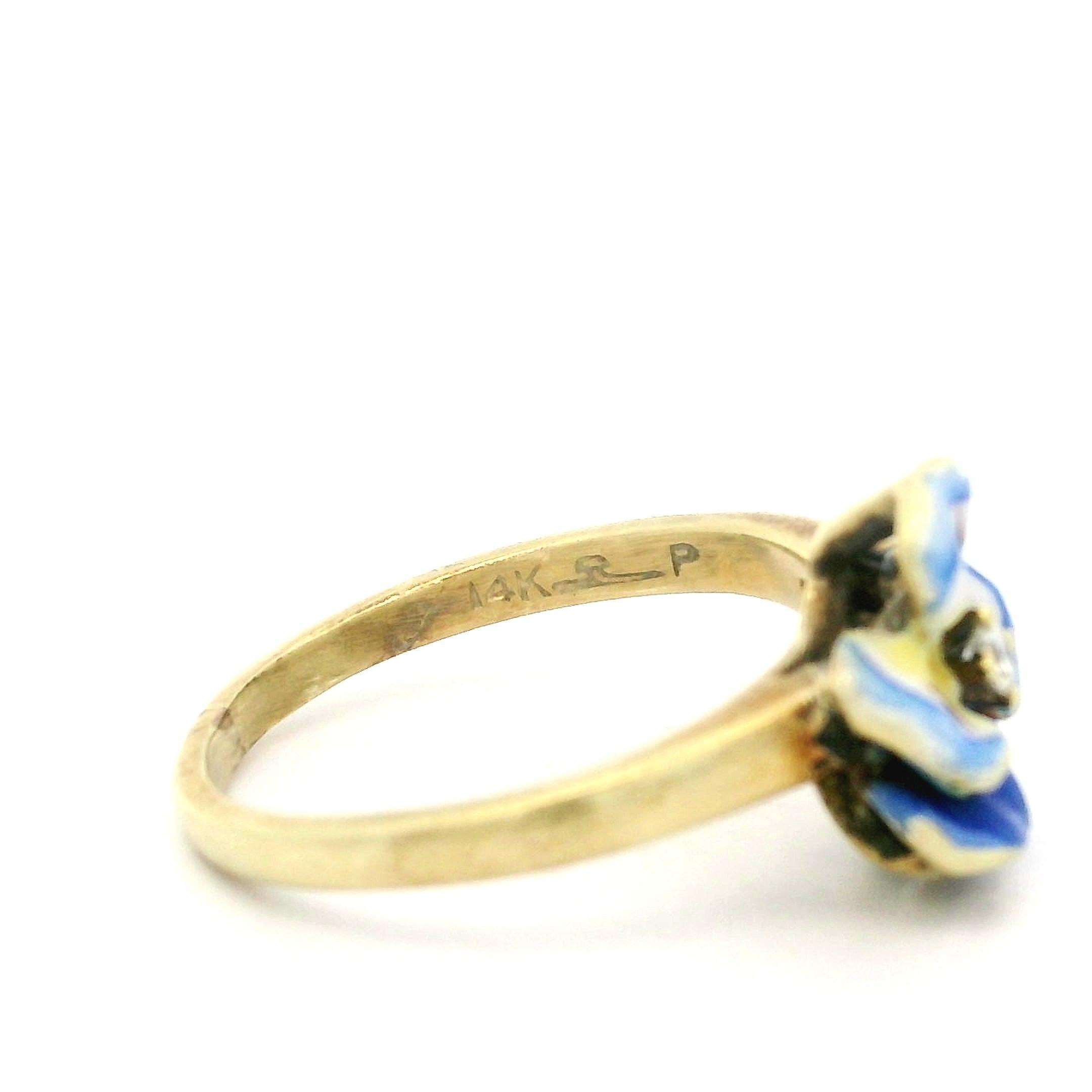 Anello d'epoca Carter Gough & Co. in oro giallo 14k con smalto e diamanti a forma di viola mammola in vendita 1