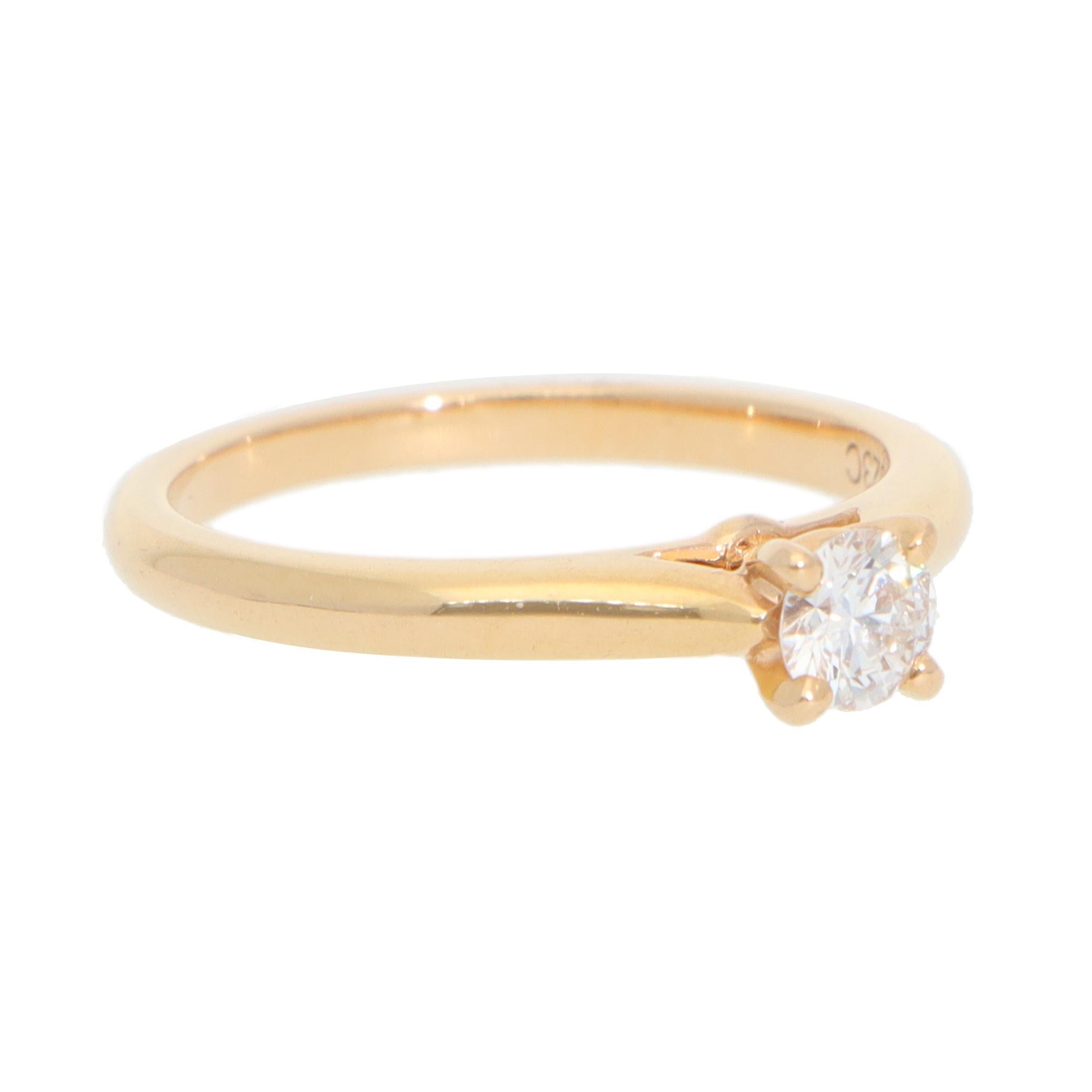 An elegant vintage Cartier diamond 1895 solitaire ring set in 18k yellow gold.

From the current Cartier Solitaire 1895 collection, the piece solely features a beautiful round brilliant-cut diamond. The diamond is four-claw set to centre within a