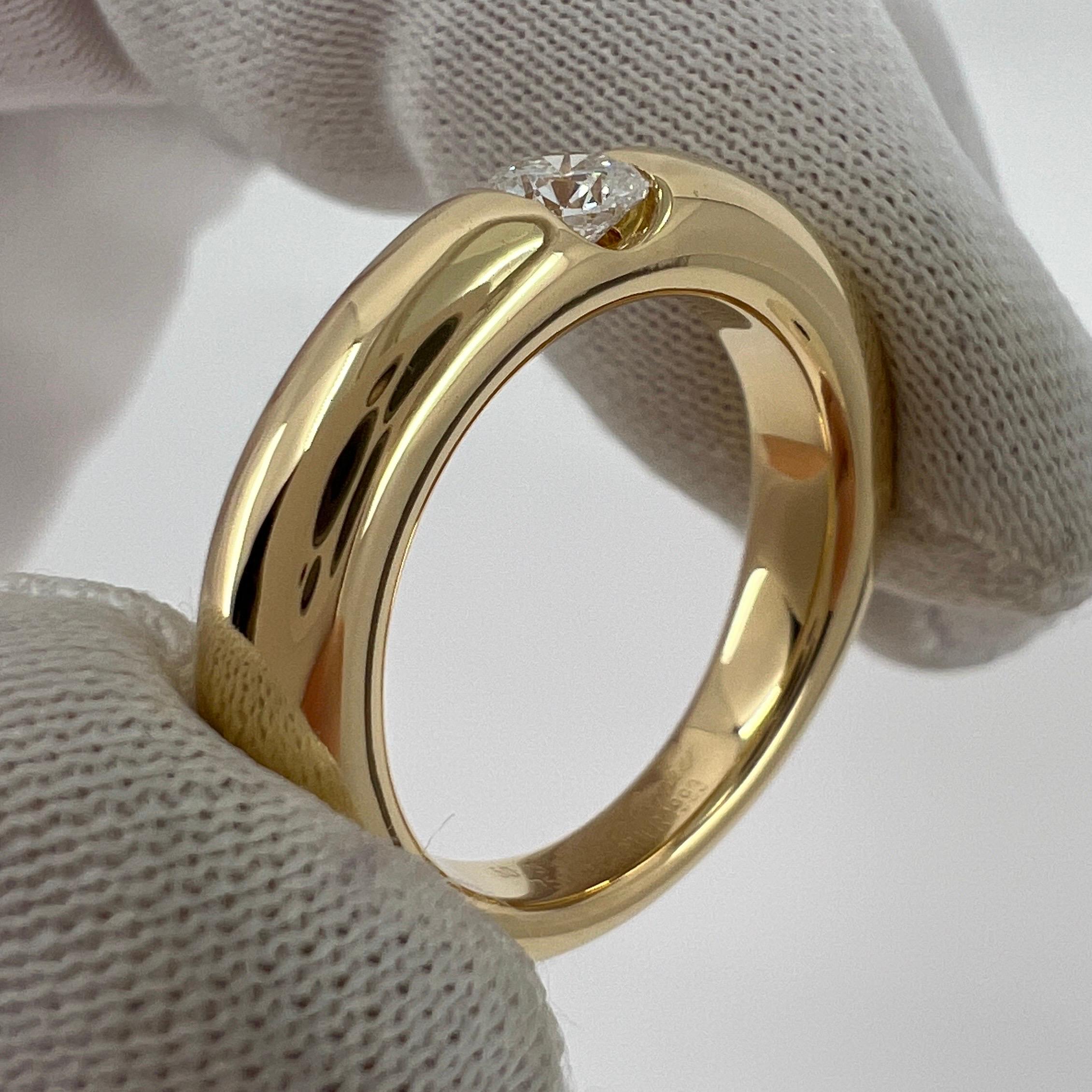 Vintage Cartier 0.25ct Diamond VVS1 Ellipse 18k Yellow Gold Band Solitaire Ring For Sale 1