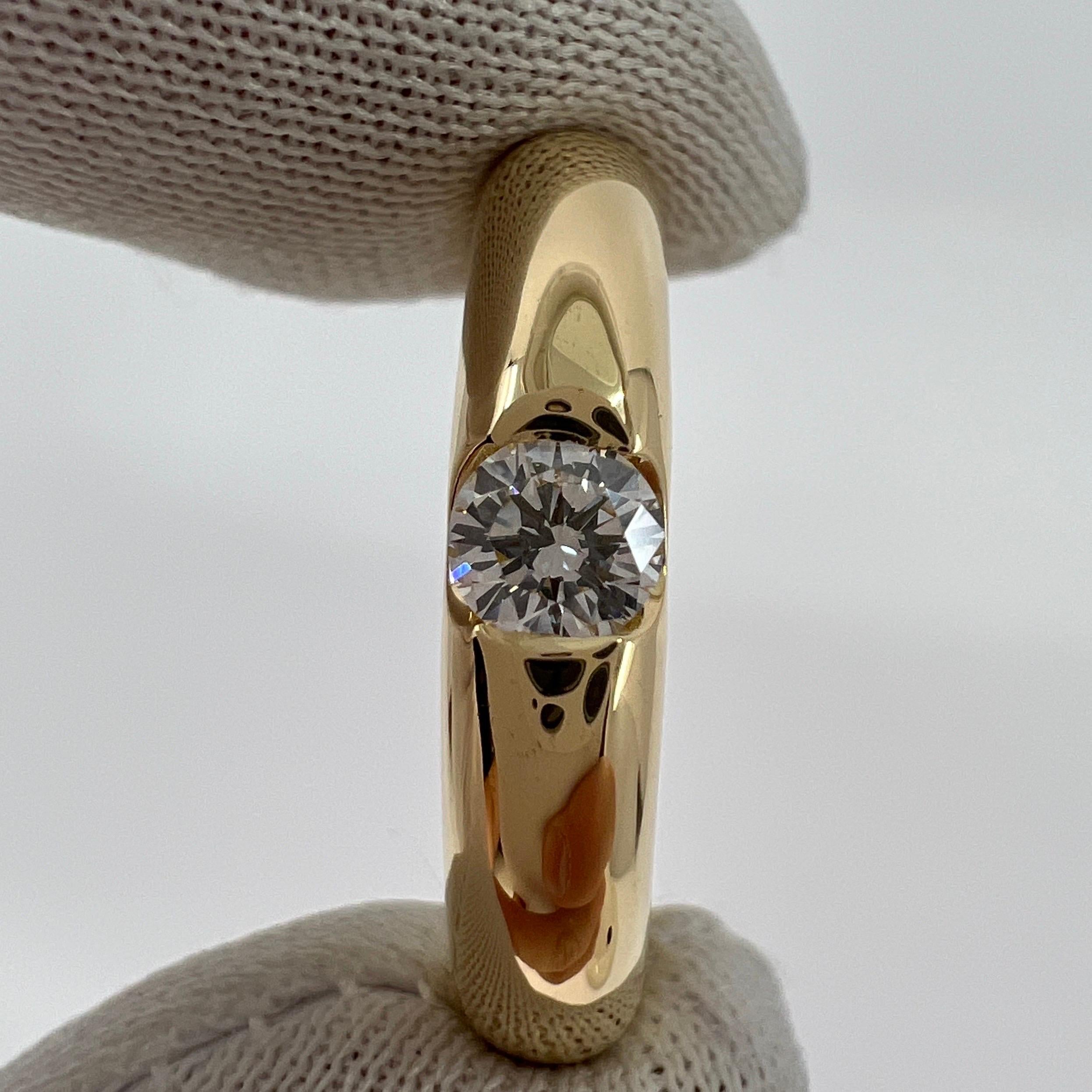 Round Cut Vintage Cartier 0.25ct Round Diamond VVS Ellipse 18k Yellow Gold Solitaire Ring