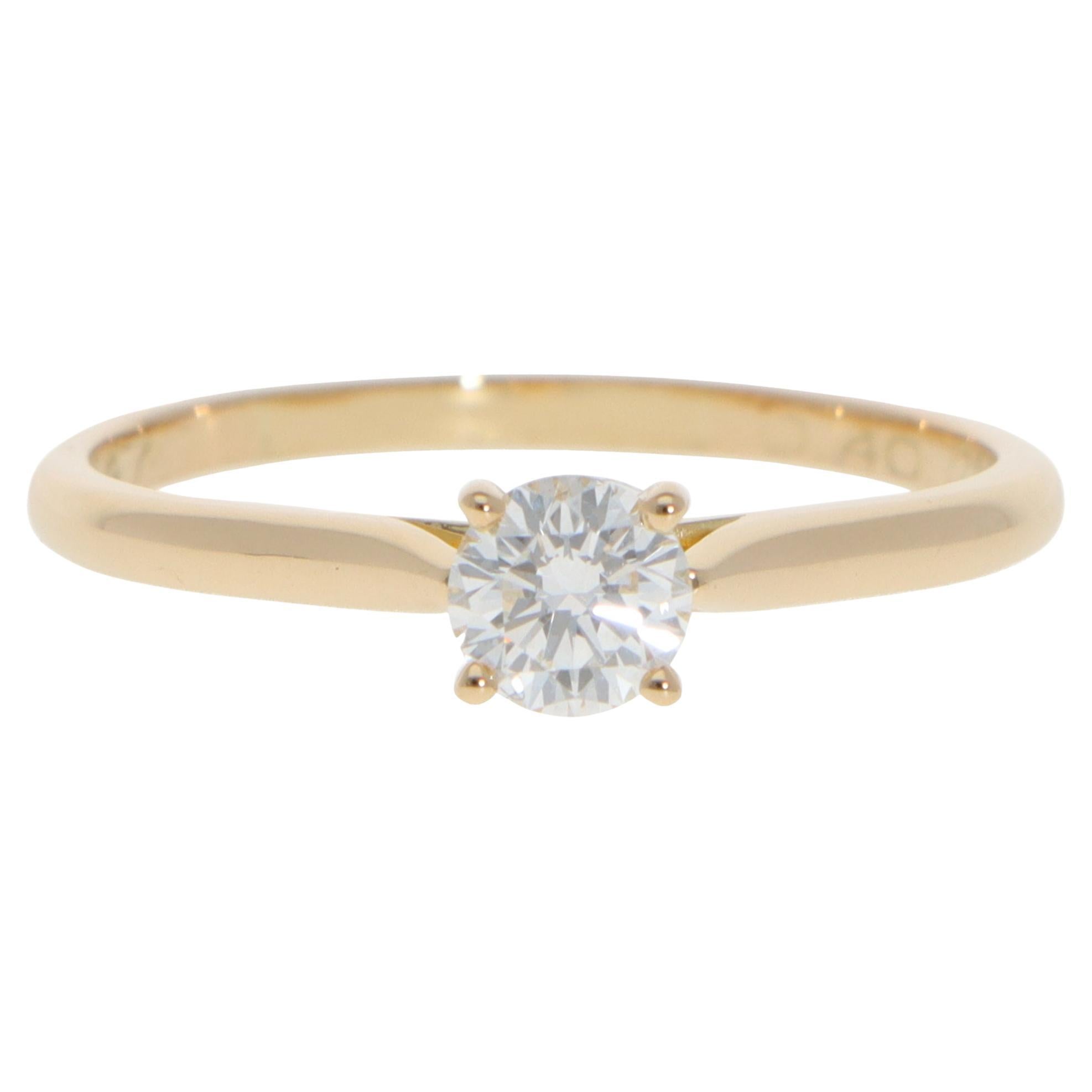 Anillo solitario Cartier vintage 1895 con diamante certificado GIA de 0,40 ct