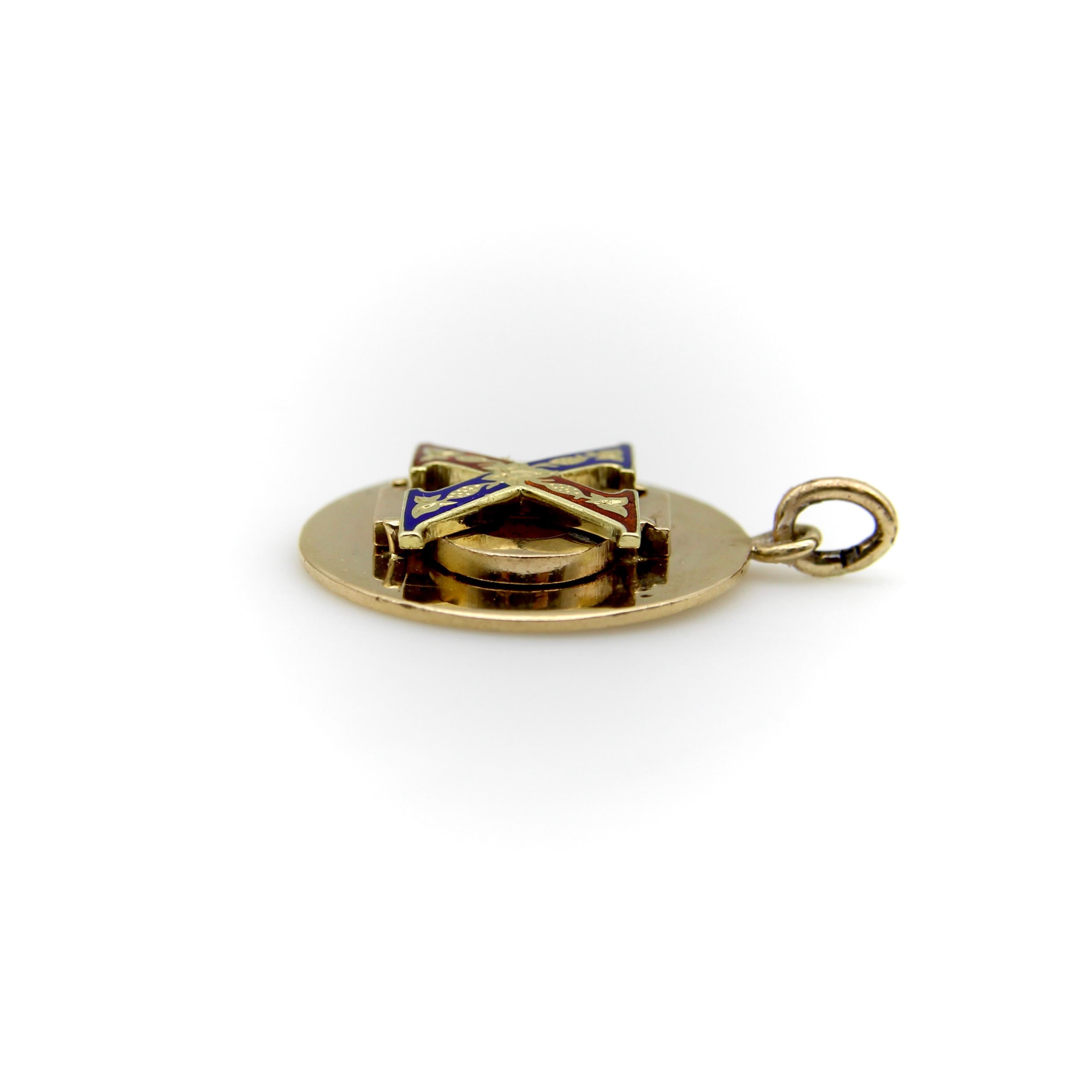 da uomo o donna Ciondolo vintage della confraternita Chi Phi in oro 14 carati di Cartier in vendita