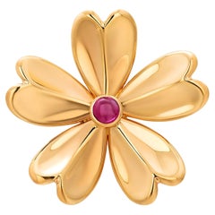 Vintage Cartier Spilla a fiore in oro 14K Cabochon Rubino di Birmania Capolavoro senza tempo