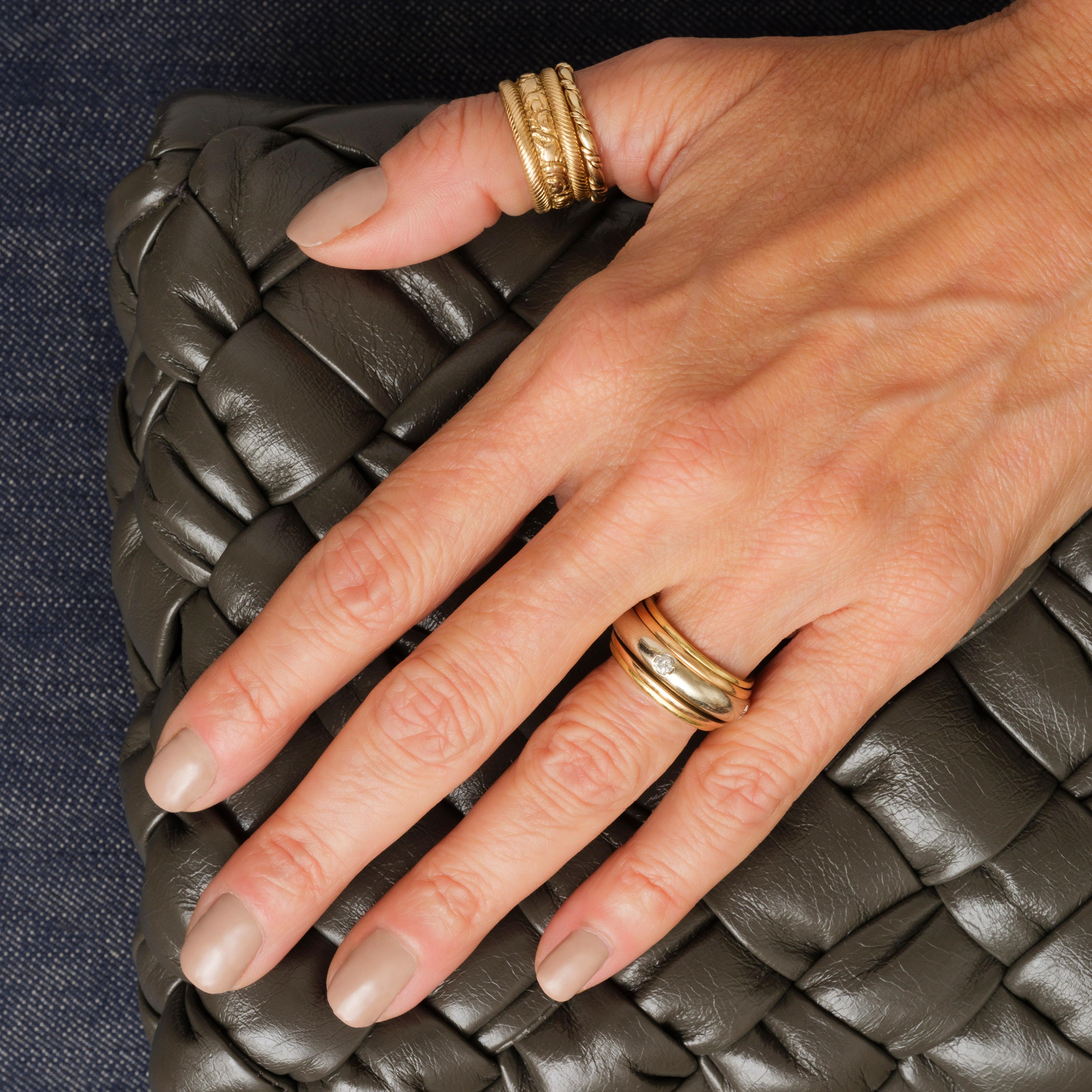 Anello Trinity Spinner d'epoca in oro 18 carati tricolore Cartier in vendita 4