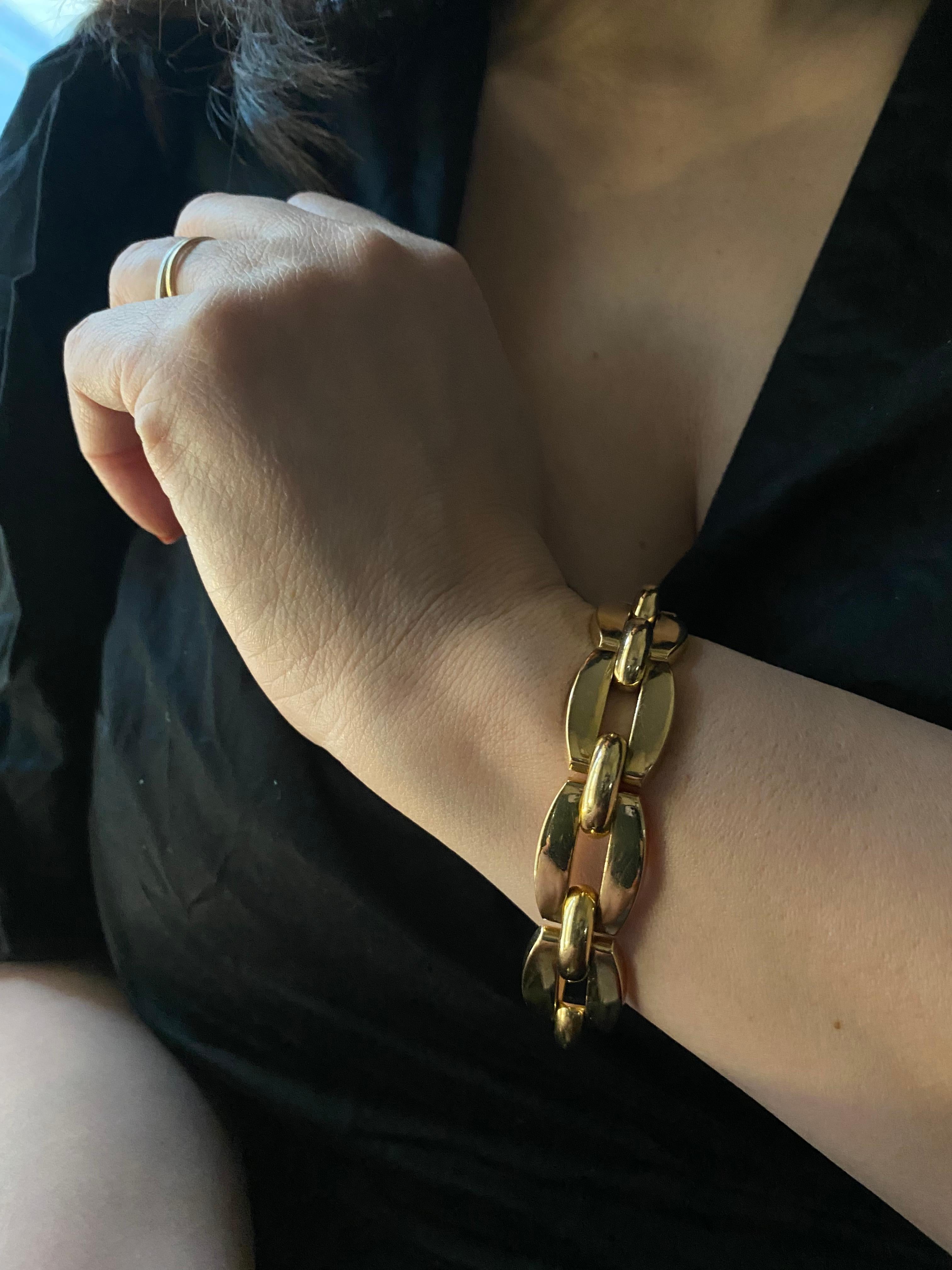 Cartier 18 Karat Gelbgold-Armband im Zustand „Gut“ in London, GB