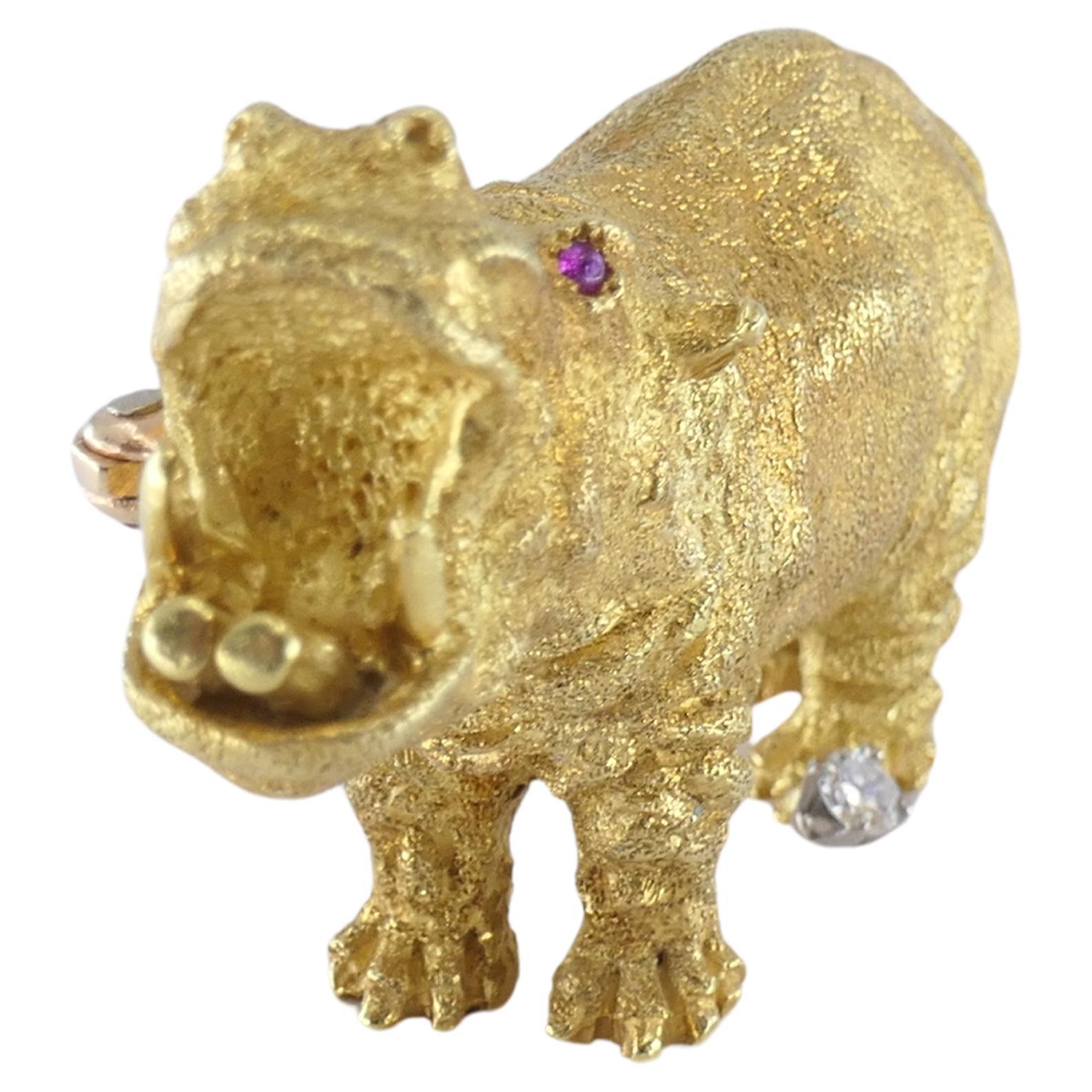 Broche vintage Cartier de oro de 18 quilates Hipopótamo en Excelente estado para la venta en Beverly Hills, CA