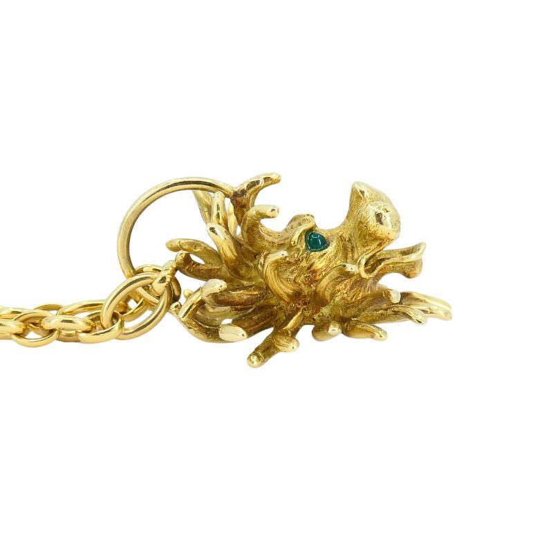 Women's or Men's Vintage Cartier 18k Gold Emerald Lion Leo Pendant Chain Necklace For Sale