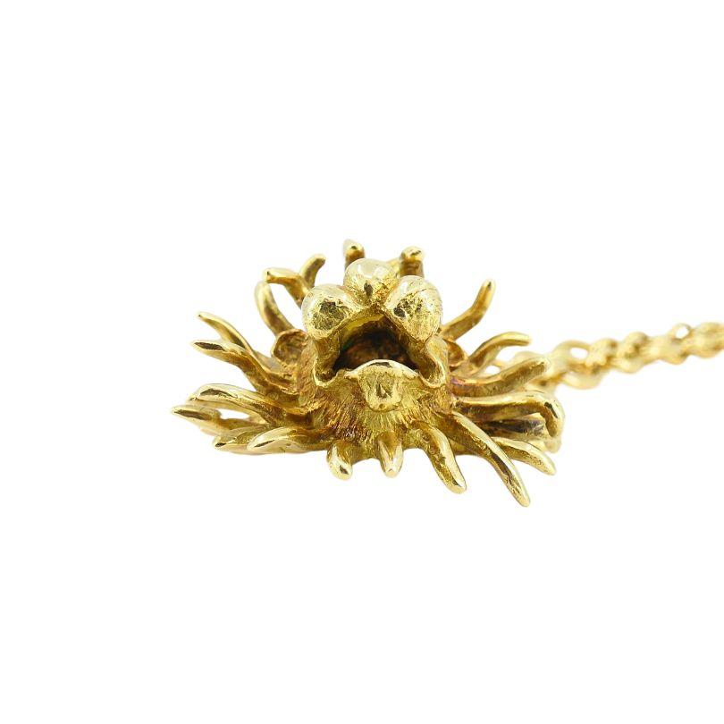 Vintage Cartier 18k Gold Emerald Lion Leo Pendant Chain Necklace For Sale 2