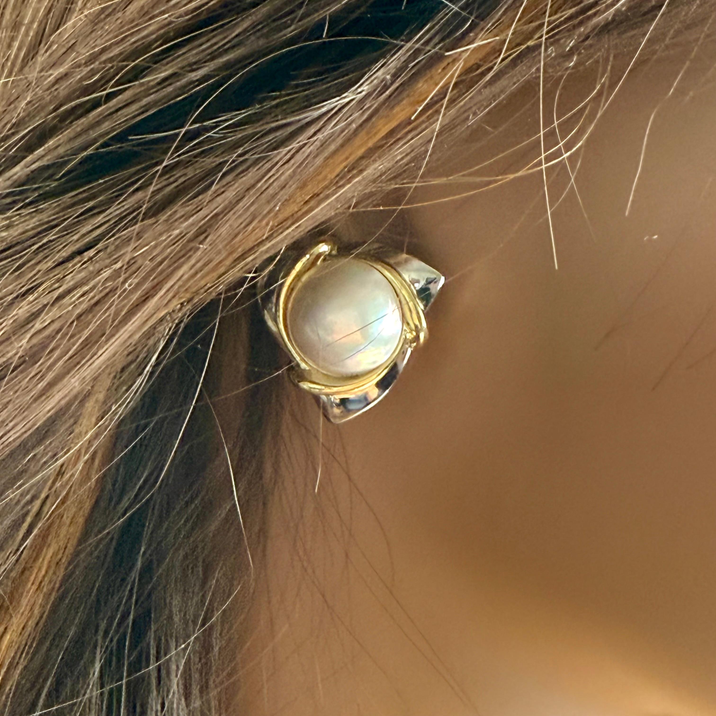 Vintage Cartier 18K White and Yellow Gold Mabe Pearl Clip On Earrings For Sale 10