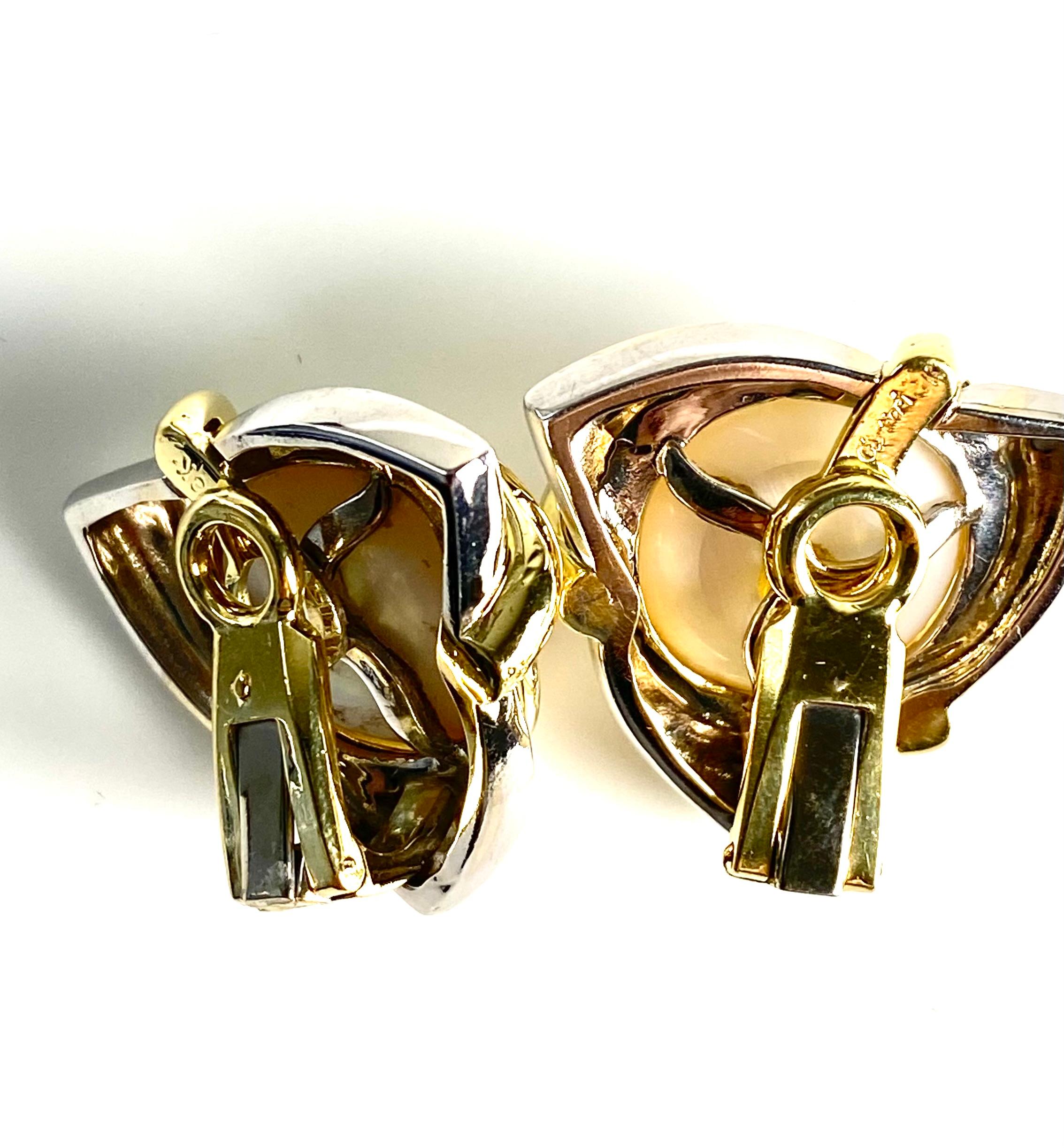 Vintage Cartier 18K White and Yellow Gold Mabe Pearl Clip On Earrings For Sale 1