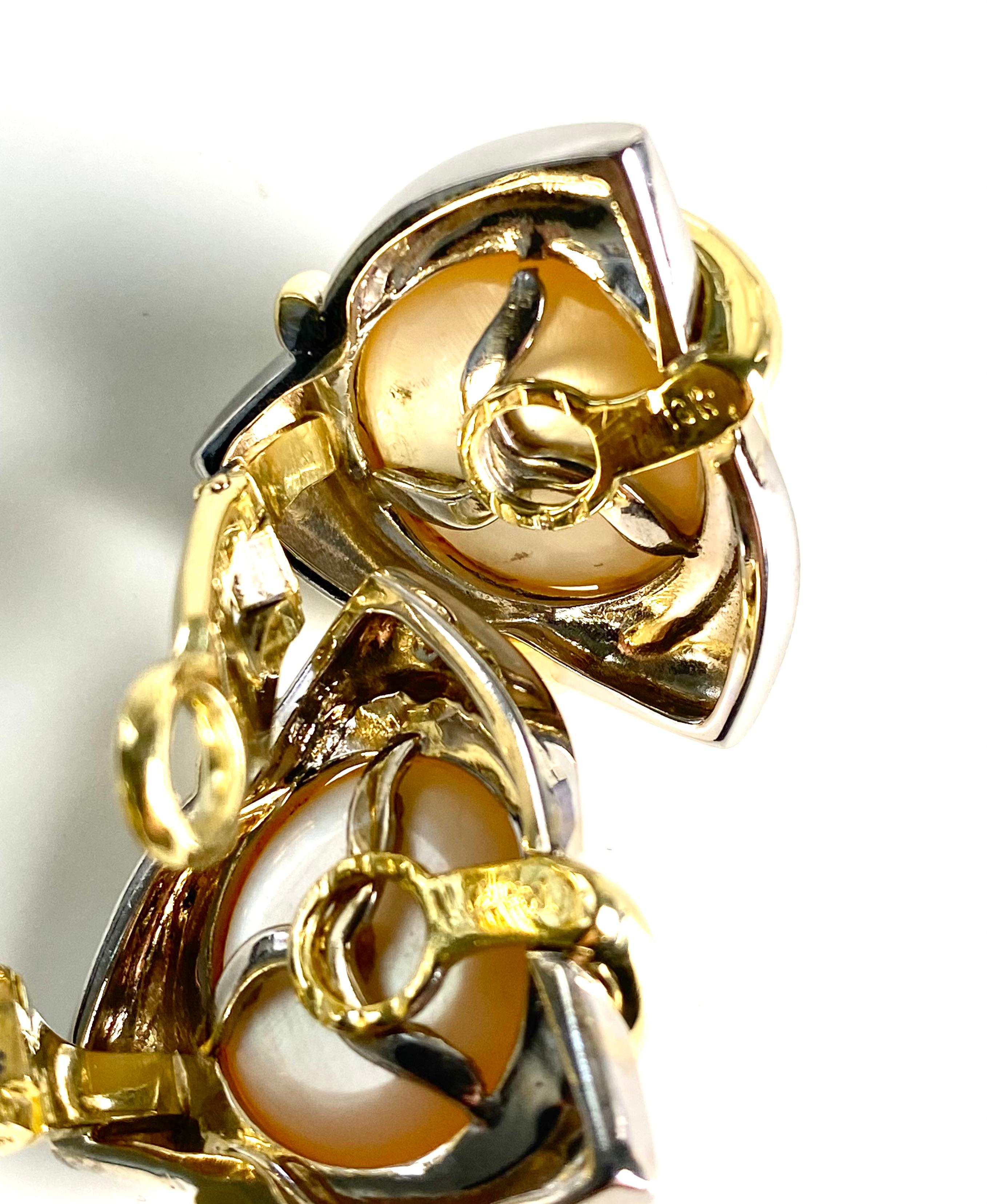 Vintage Cartier 18K White and Yellow Gold Mabe Pearl Clip On Earrings For Sale 2