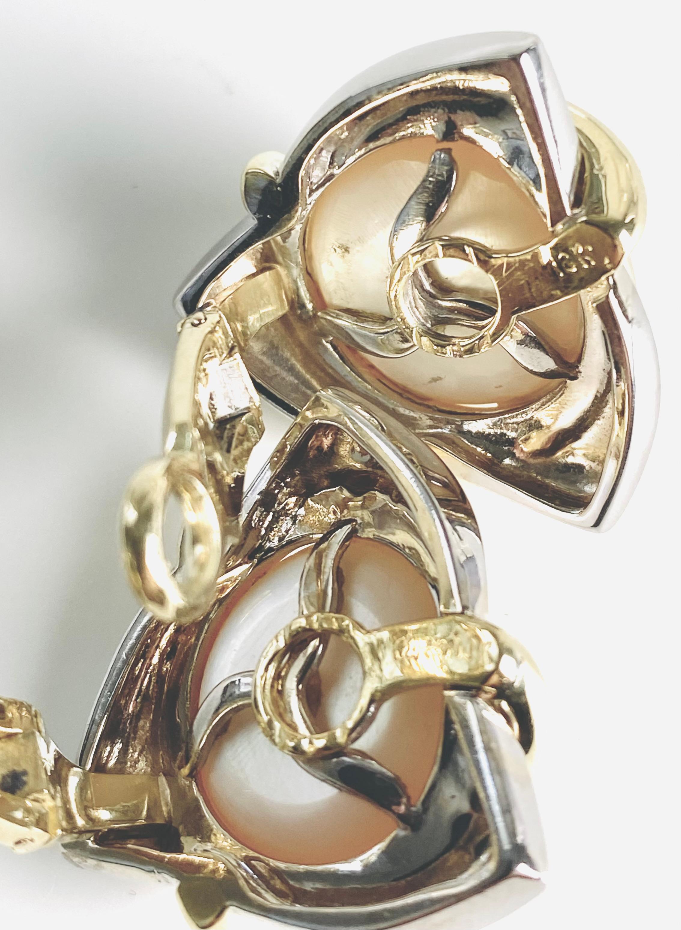 Vintage Cartier 18K White and Yellow Gold Mabe Pearl Clip On Earrings For Sale 4