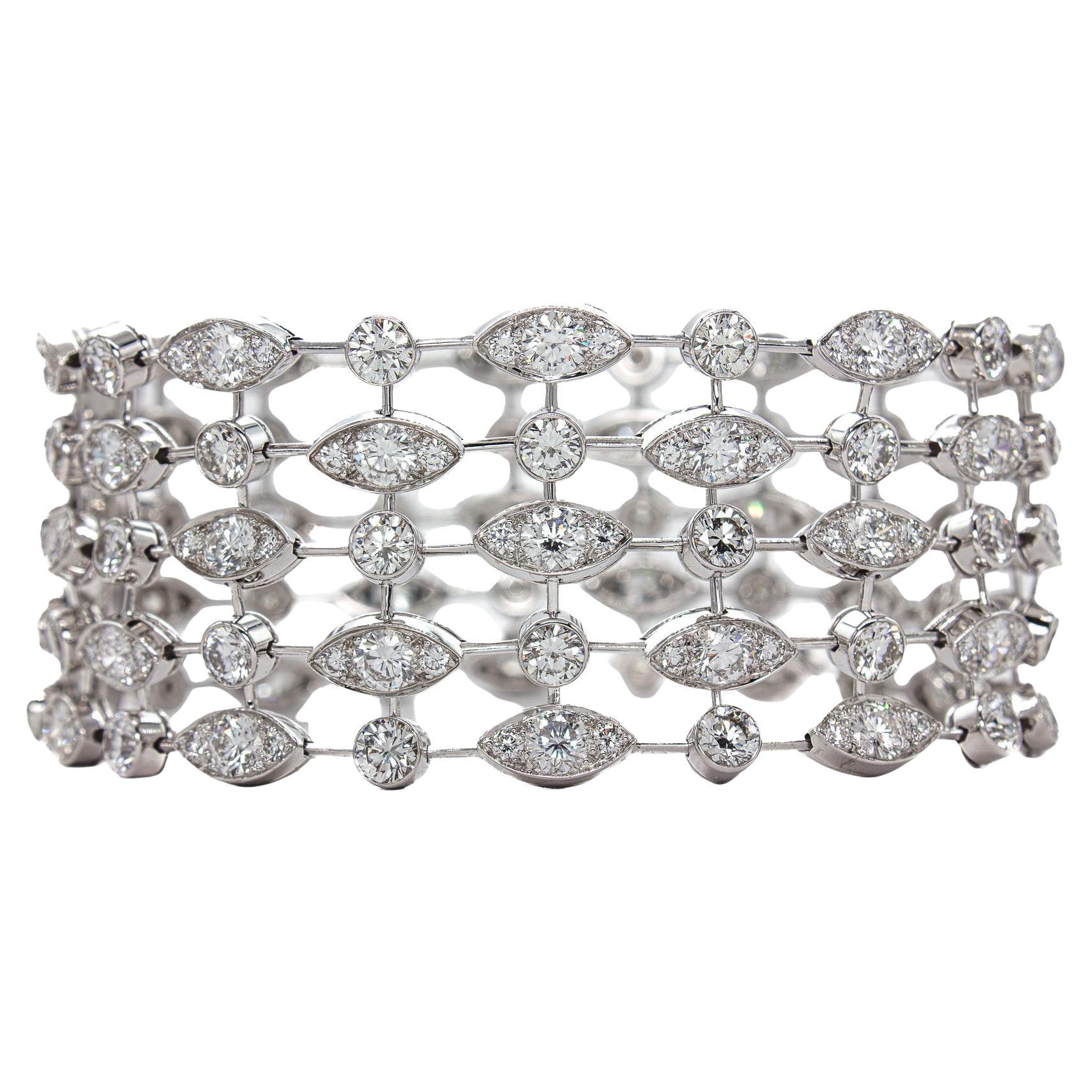 Vintage Cartier 18K White Gold 23 Carat Total Diamond Bracelet en vente