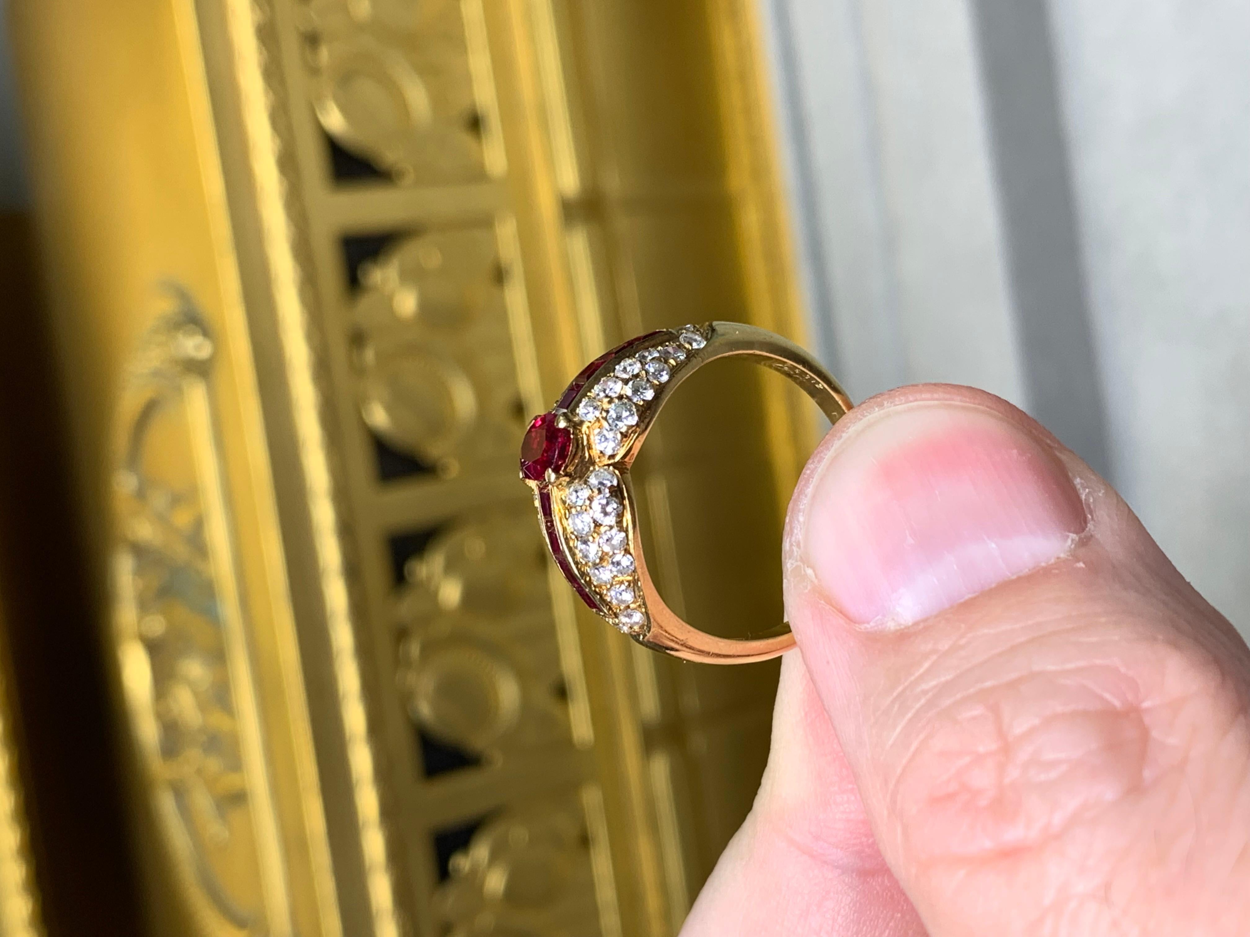 Vintage Cartier 18K Gelbgold Oval Rubin Pavé Diamant Ring C. 1980's Sz 7,5 im Angebot 5