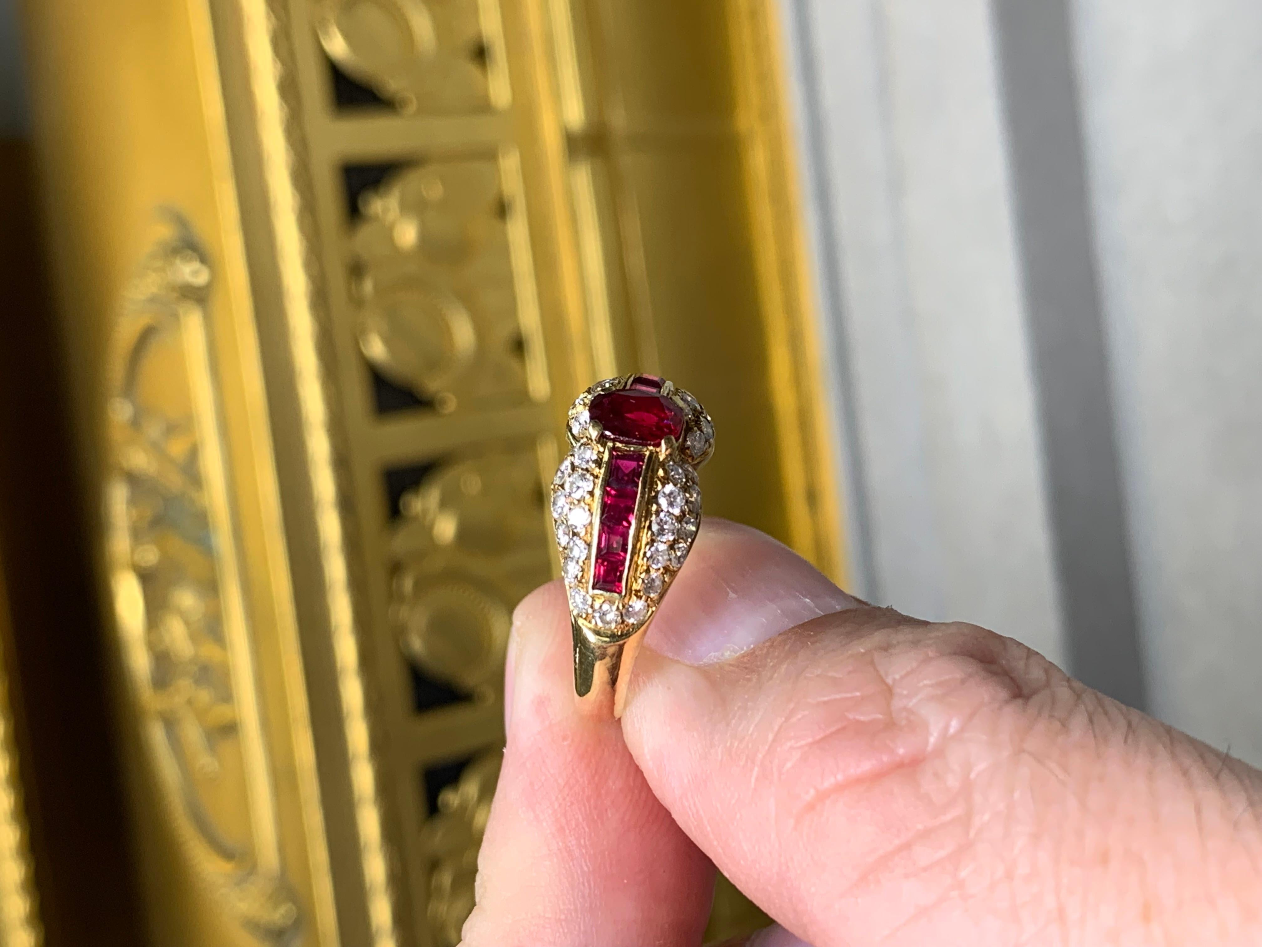 Vintage Cartier 18K Gelbgold Oval Rubin Pavé Diamant Ring C. 1980's Sz 7,5 im Angebot 6