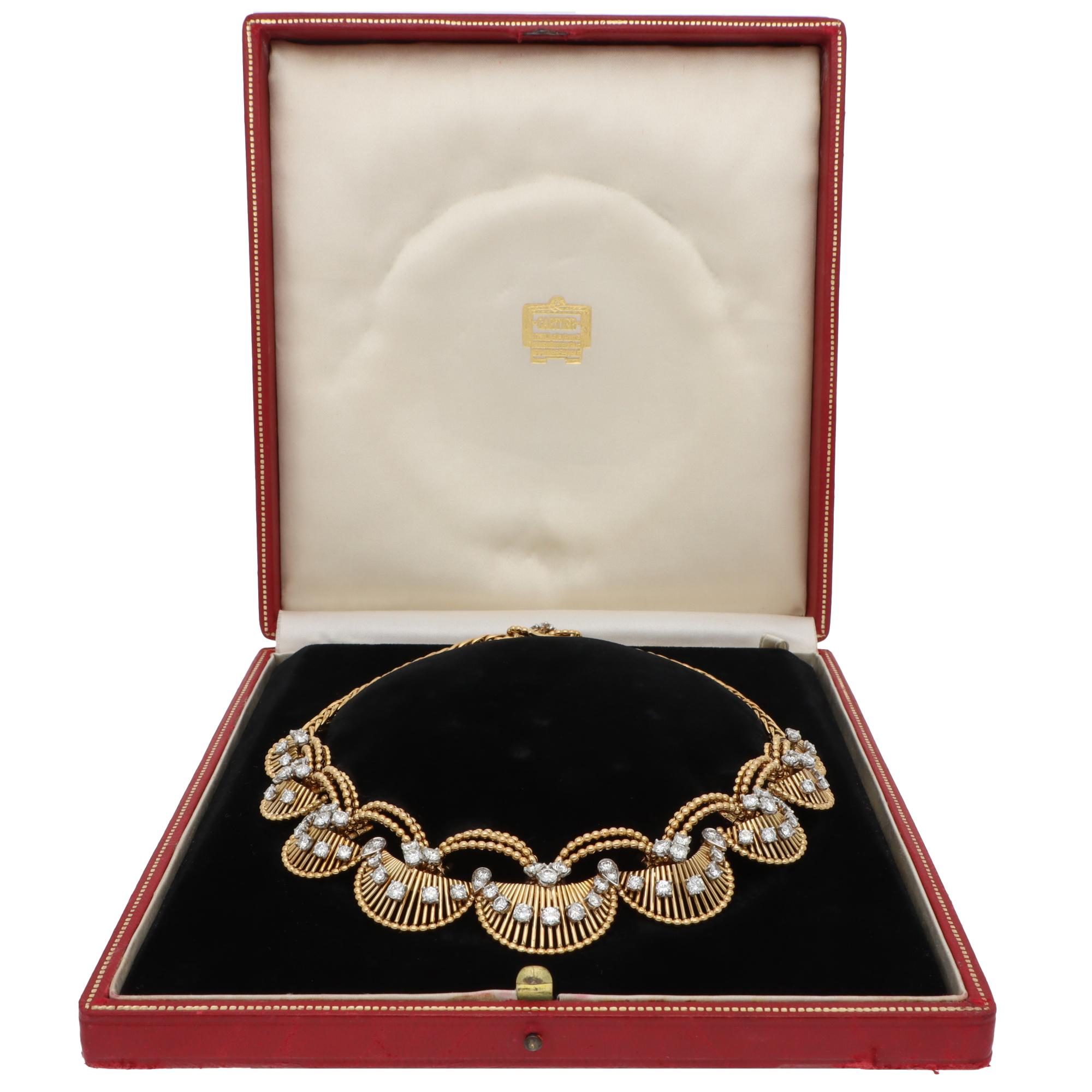 Vintage Cartier 1960s Diamond Necklace in Yellow Gold For Sale 2