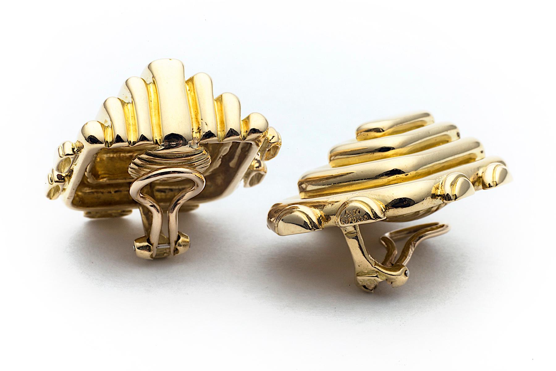 Vintage Cartier Aldo Cipullo Gold Earrings In New Condition For Sale In Greenwich, CT