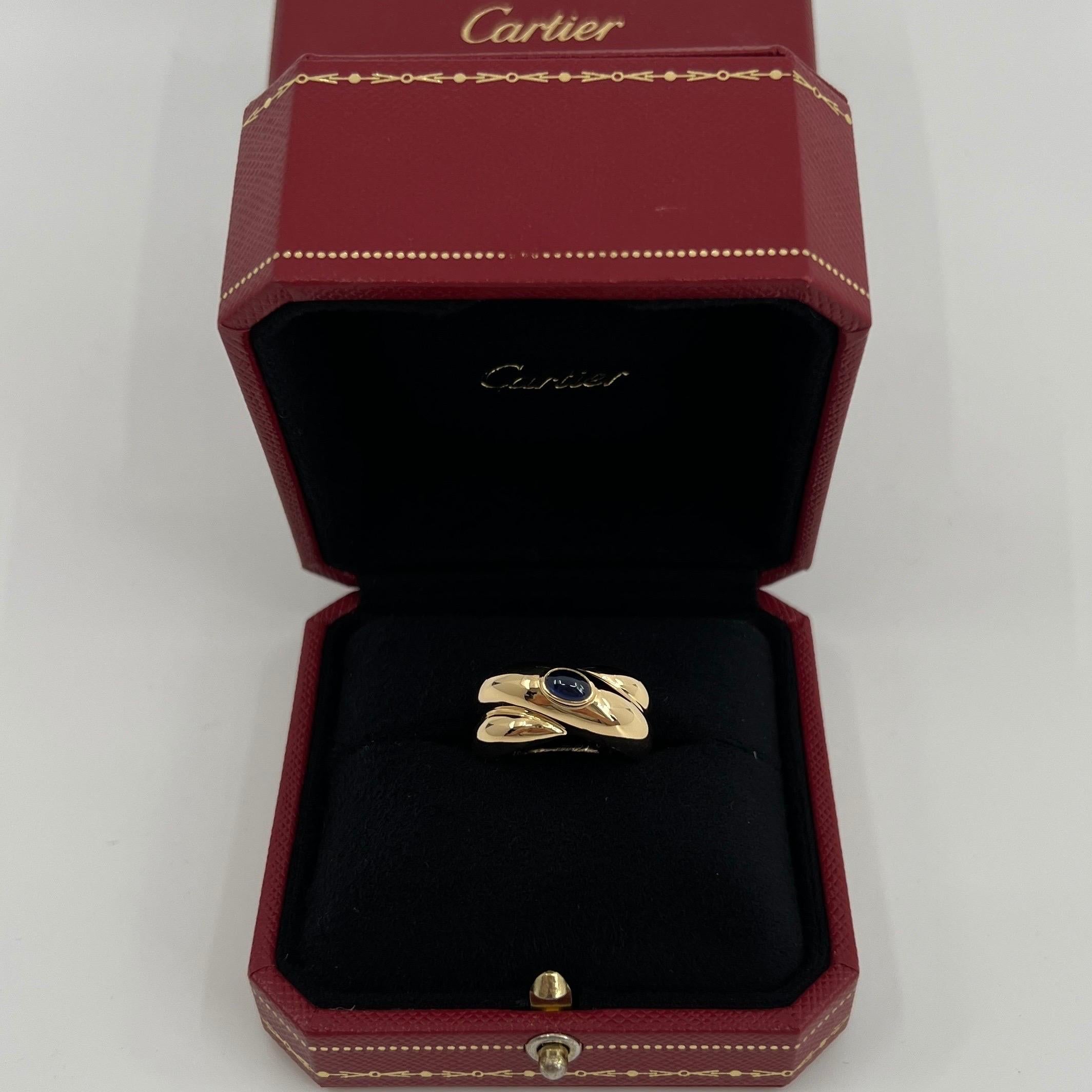Vintage Cartier Blue Sapphire Colize Oval Cabochon 18k Yellow Gold Dome Ring 50 en vente 3