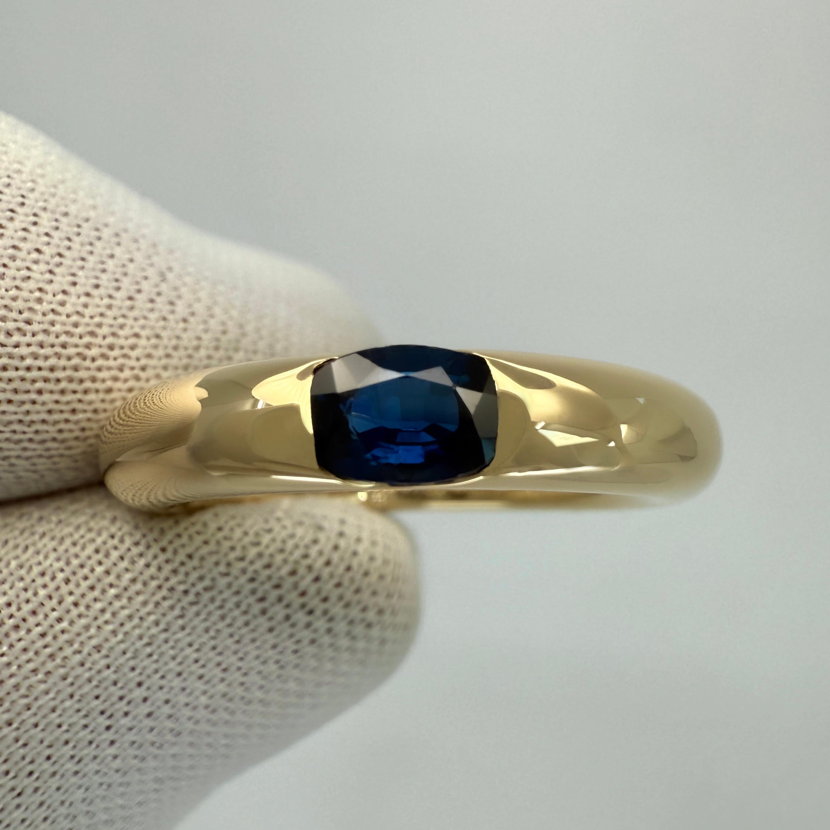 Women's or Men's Vintage Cartier Blue Sapphire Oval Ellipse 18k Yellow Gold Solitaire Ring 50 K For Sale