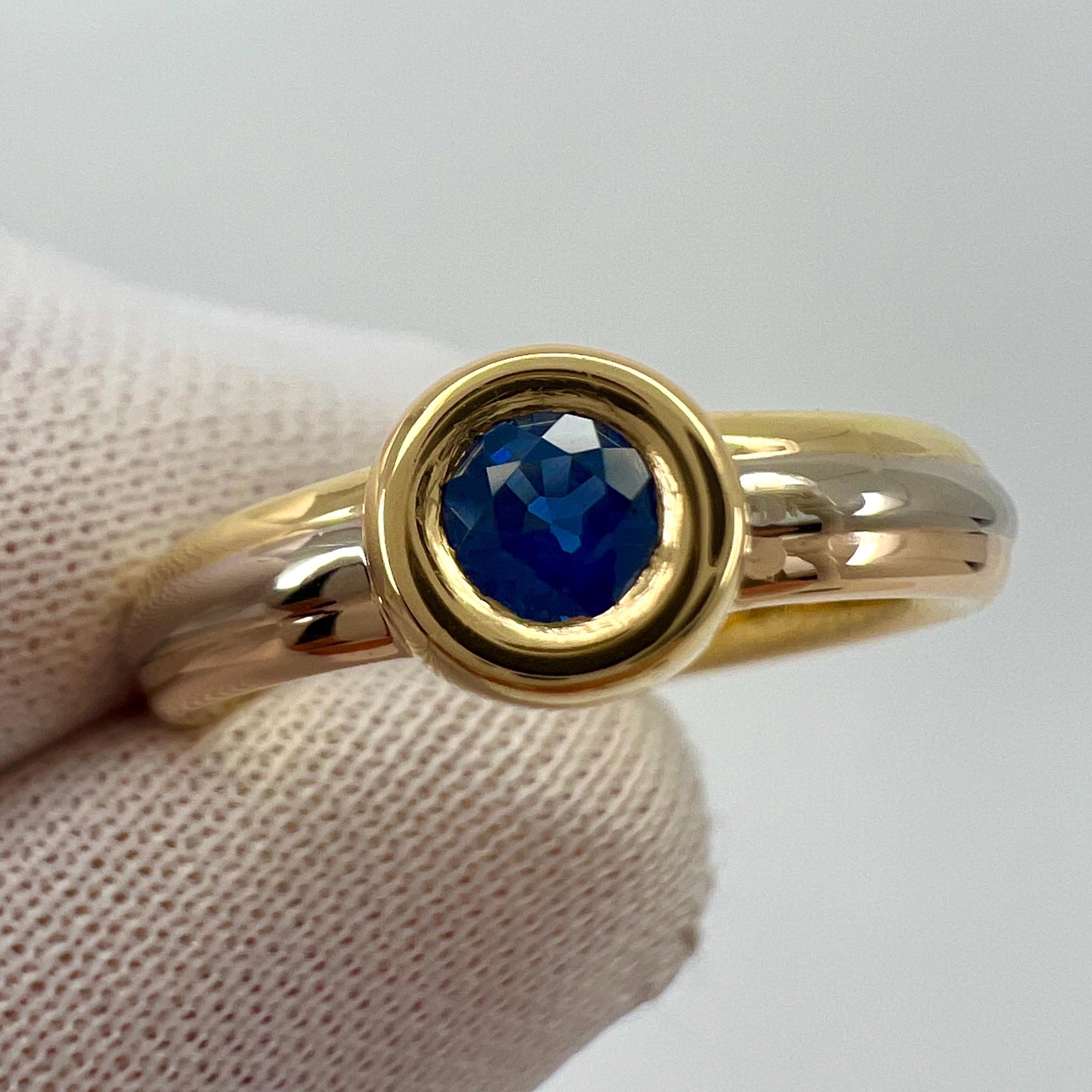 Anello solitario d'oro d'epoca Cartier con zaffiro blu rotondo 18 carati tricolore multitono in vendita 3