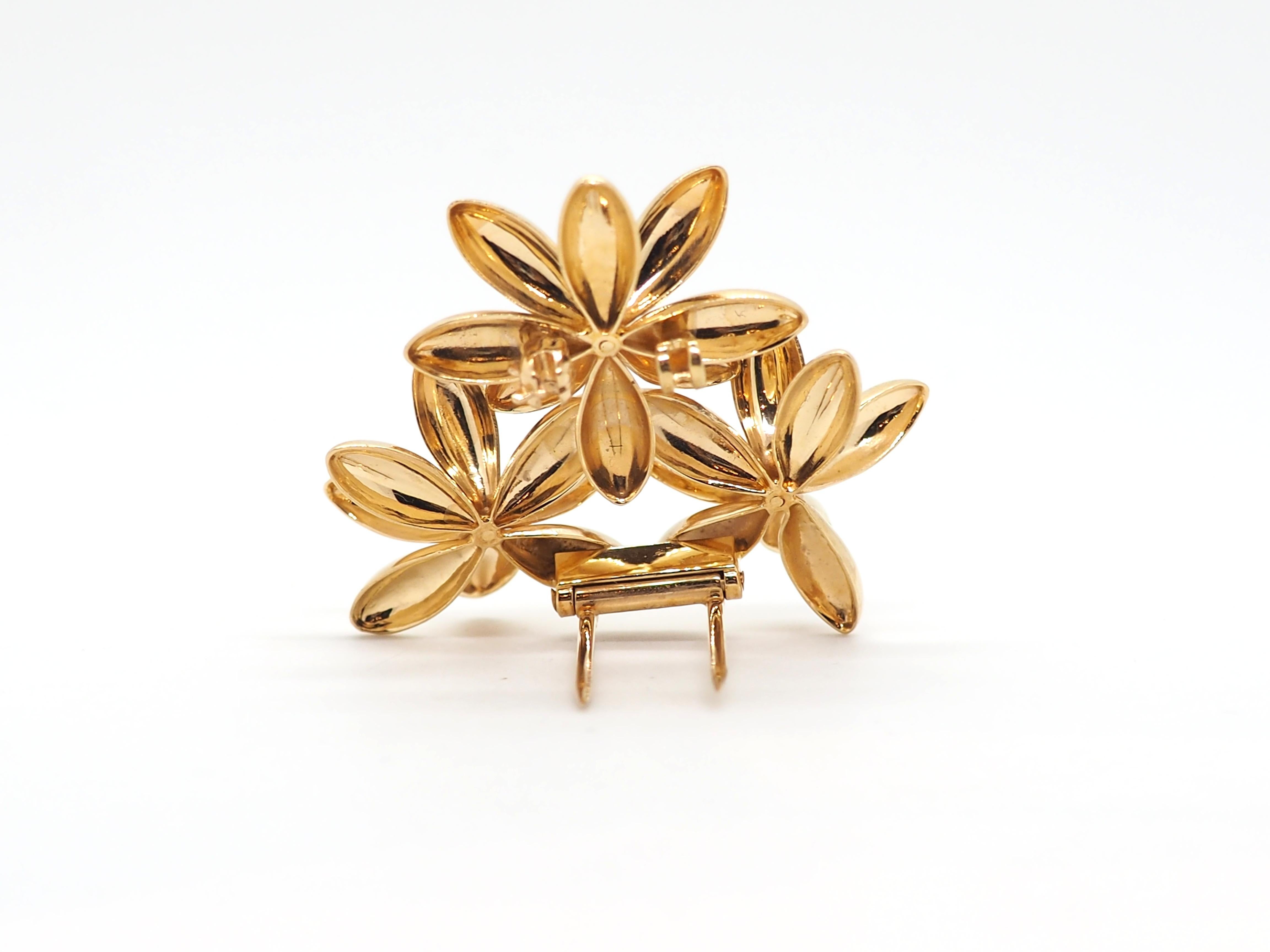 Cartier Rare Vintage Brooch 14 Karat Yellow Gold In Excellent Condition For Sale In Geneva, CH