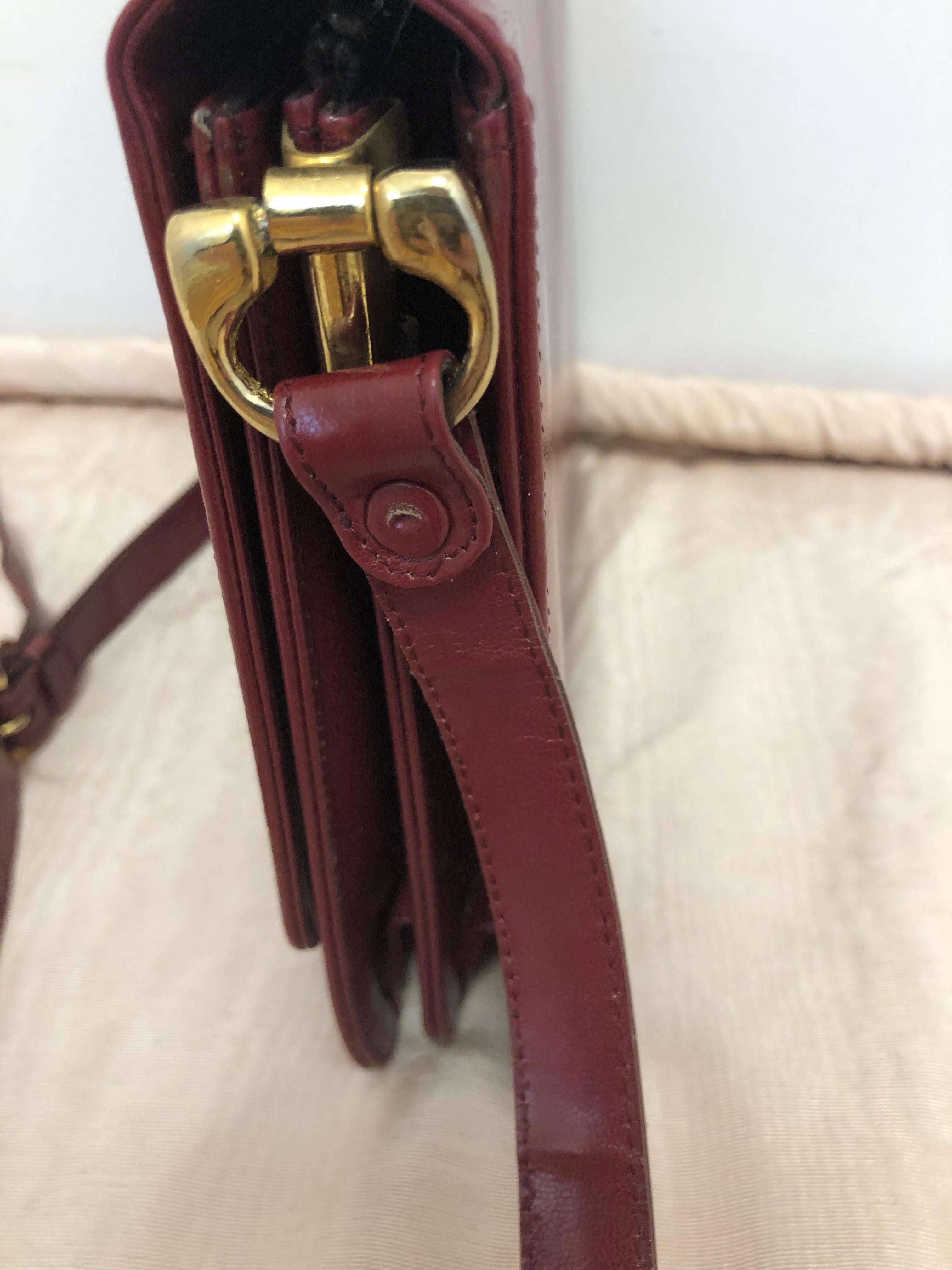 Vintage Cartier Burgundy Flap Handbag In Good Condition In Port Hope, ON