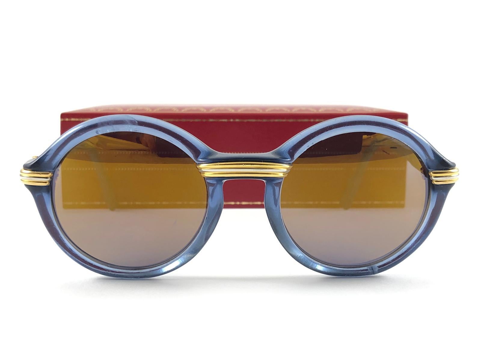 Women's or Men's Vintage Cartier Cabriolet Round Translucent Blue 49MM 18K Sunglasses France
