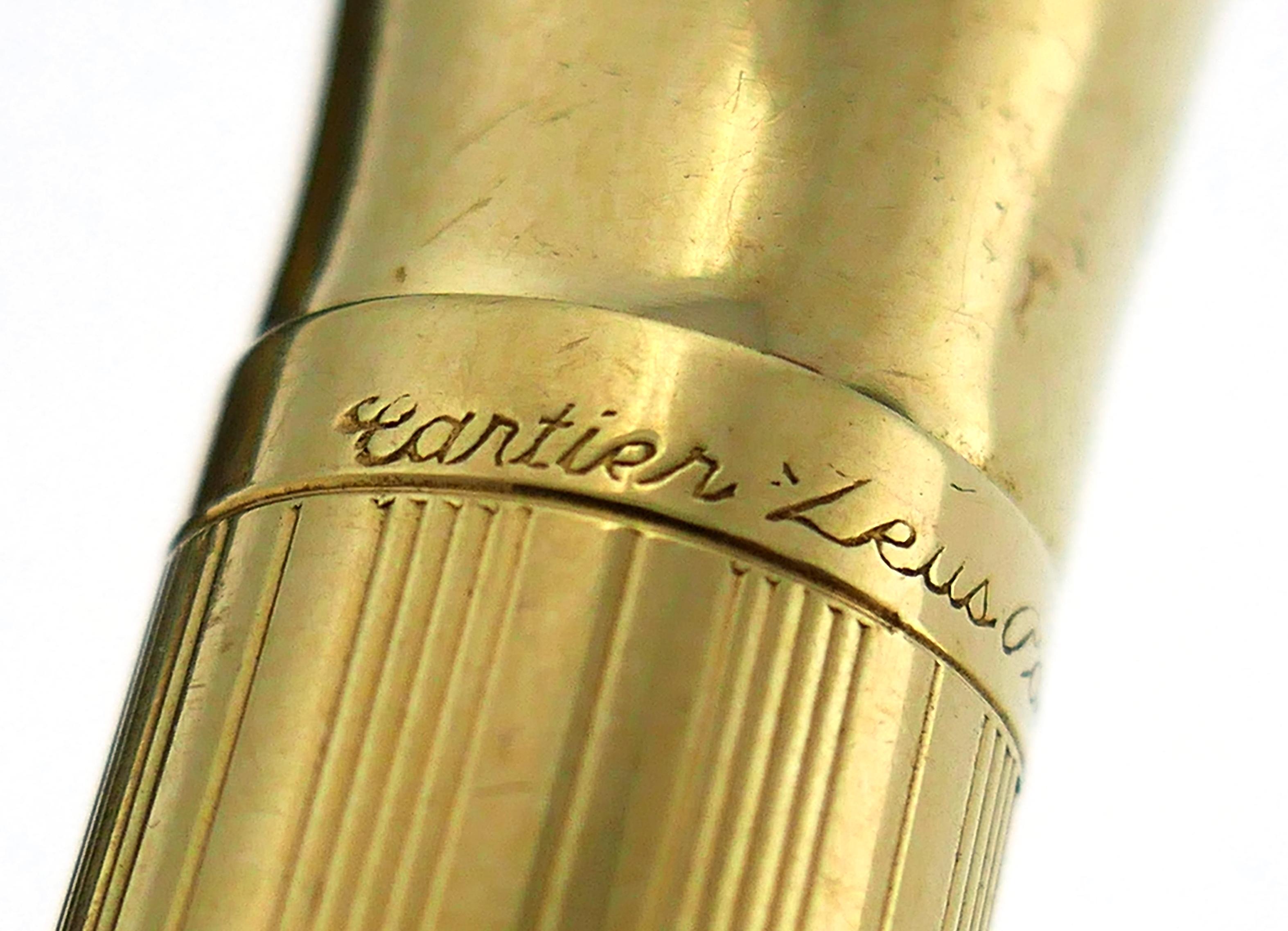 Vintage Cartier Cigarette Holder Yellow Gold Bakelite In Good Condition In Beverly Hills, CA