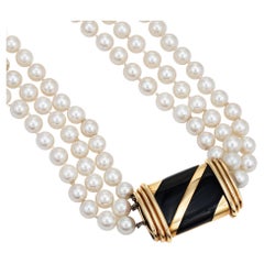 Vintage Cartier Zuchtperlen-Halskette, dreireihig, 6 mm, 18k Gold, Onyxverschluss