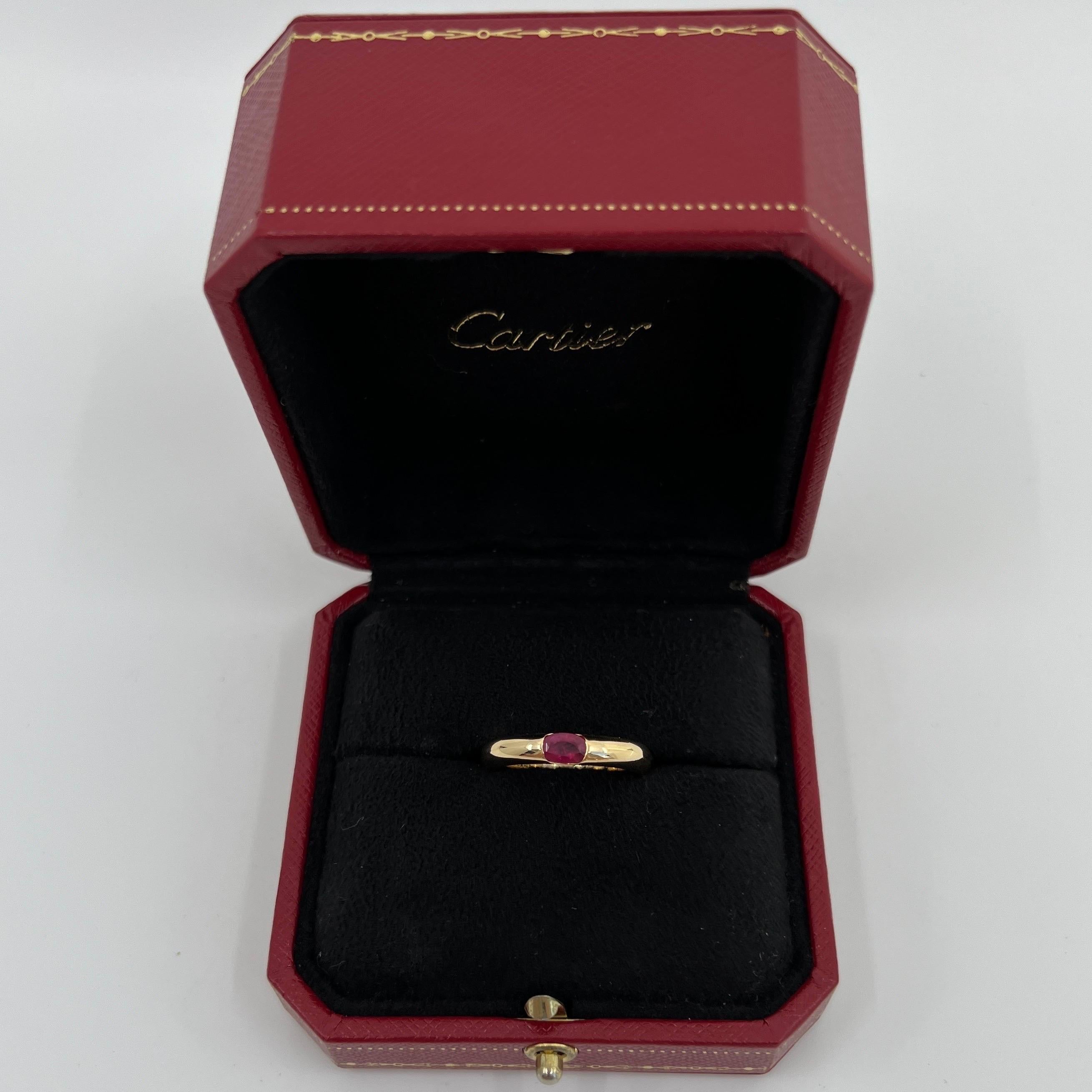 Oval Cut Vintage Cartier Deep Red Ruby Ellipse 18k Yellow Gold Oval Solitaire Ring 49 US5 For Sale