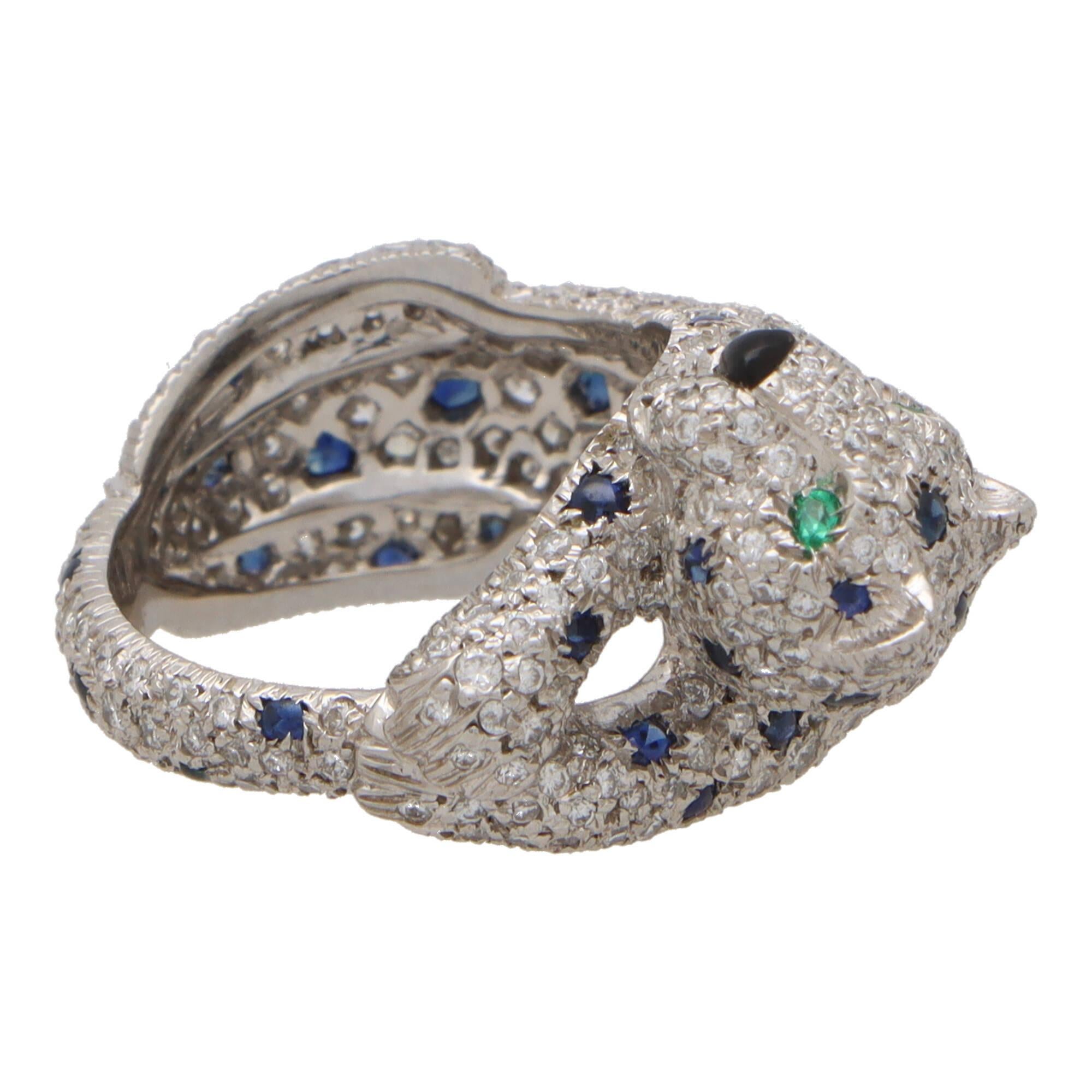 Vintage Cartier Diamond and Cabochon Sapphire Panther Ring in Platinum In Excellent Condition In London, GB