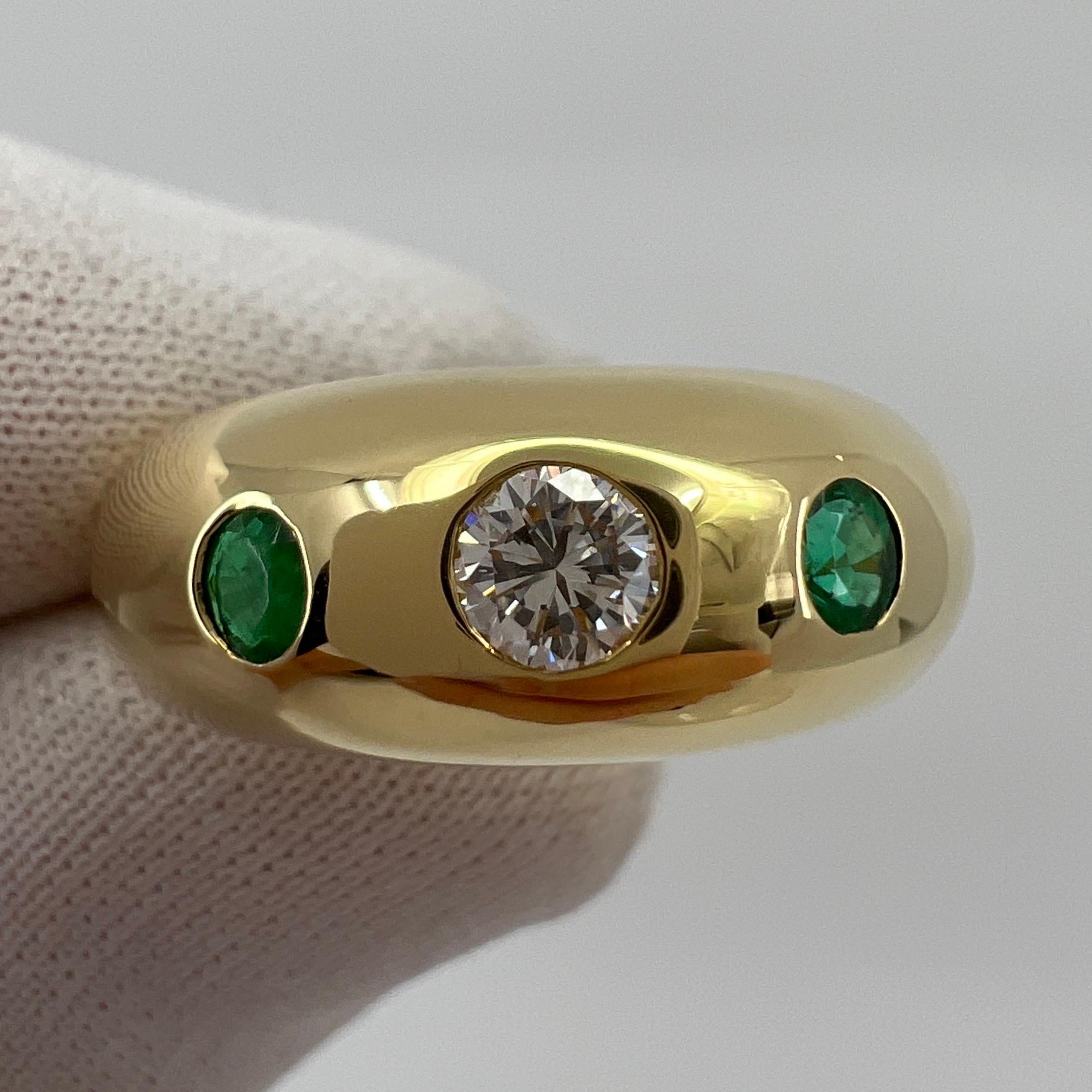 Vintage Cartier Diamond And Emerald 18k Yellow Gold Three Stone Dome Daphne Ring 3