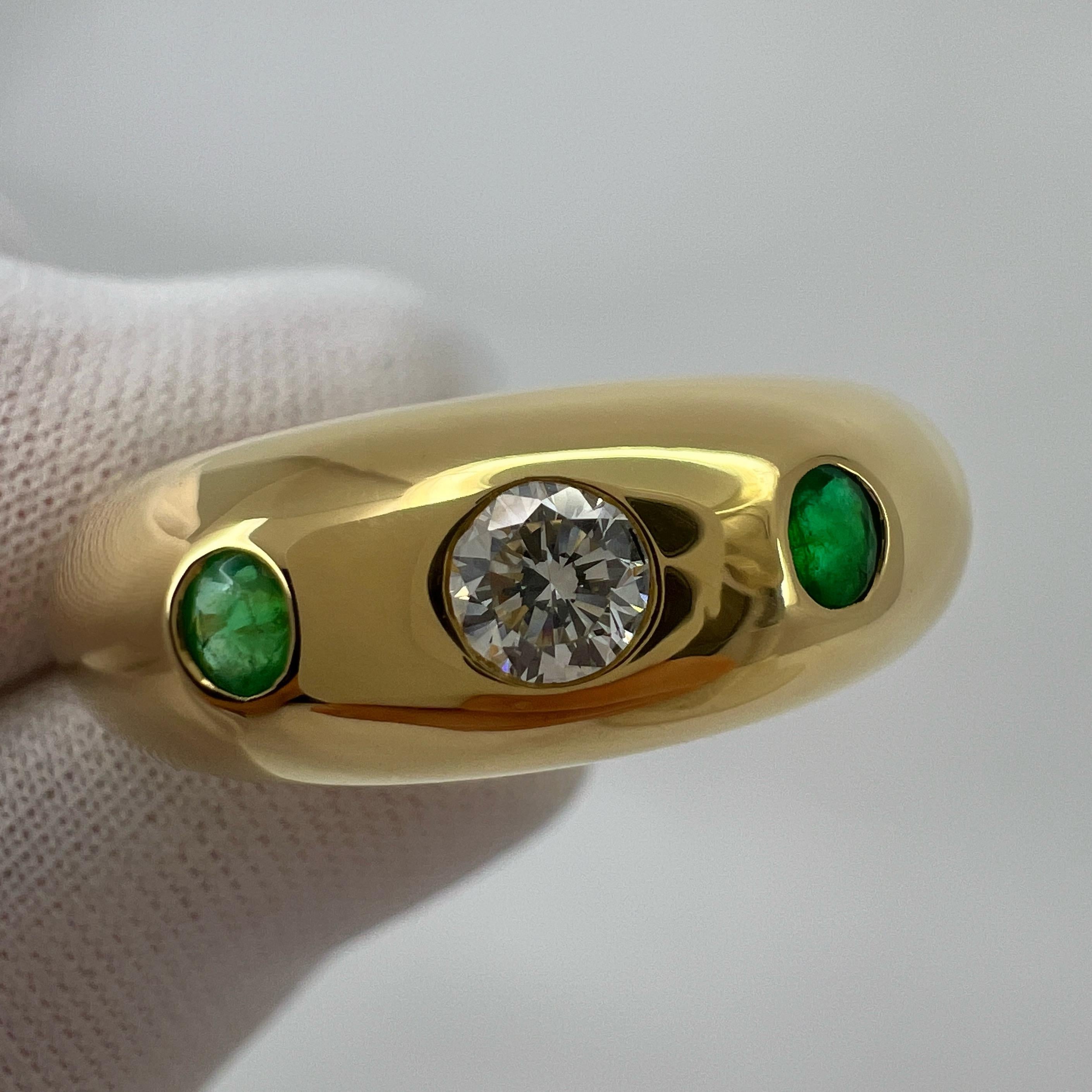 Vintage Cartier Diamond Emerald 18k Yellow Gold Three Stone Dome Daphne Ring 62 en vente 6