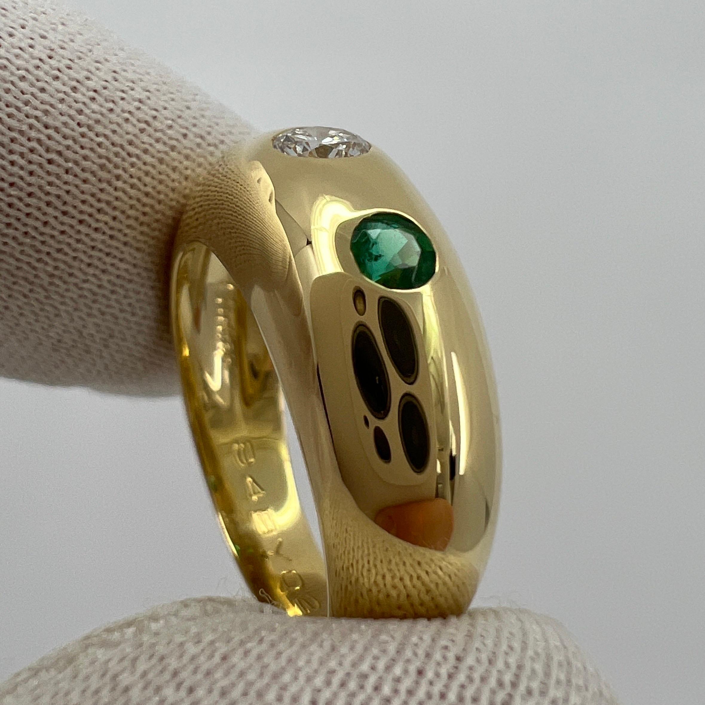 Women's or Men's Vintage Cartier Diamond & Emerald French 18k Yellow Gold Three Stone Gypsy Ring