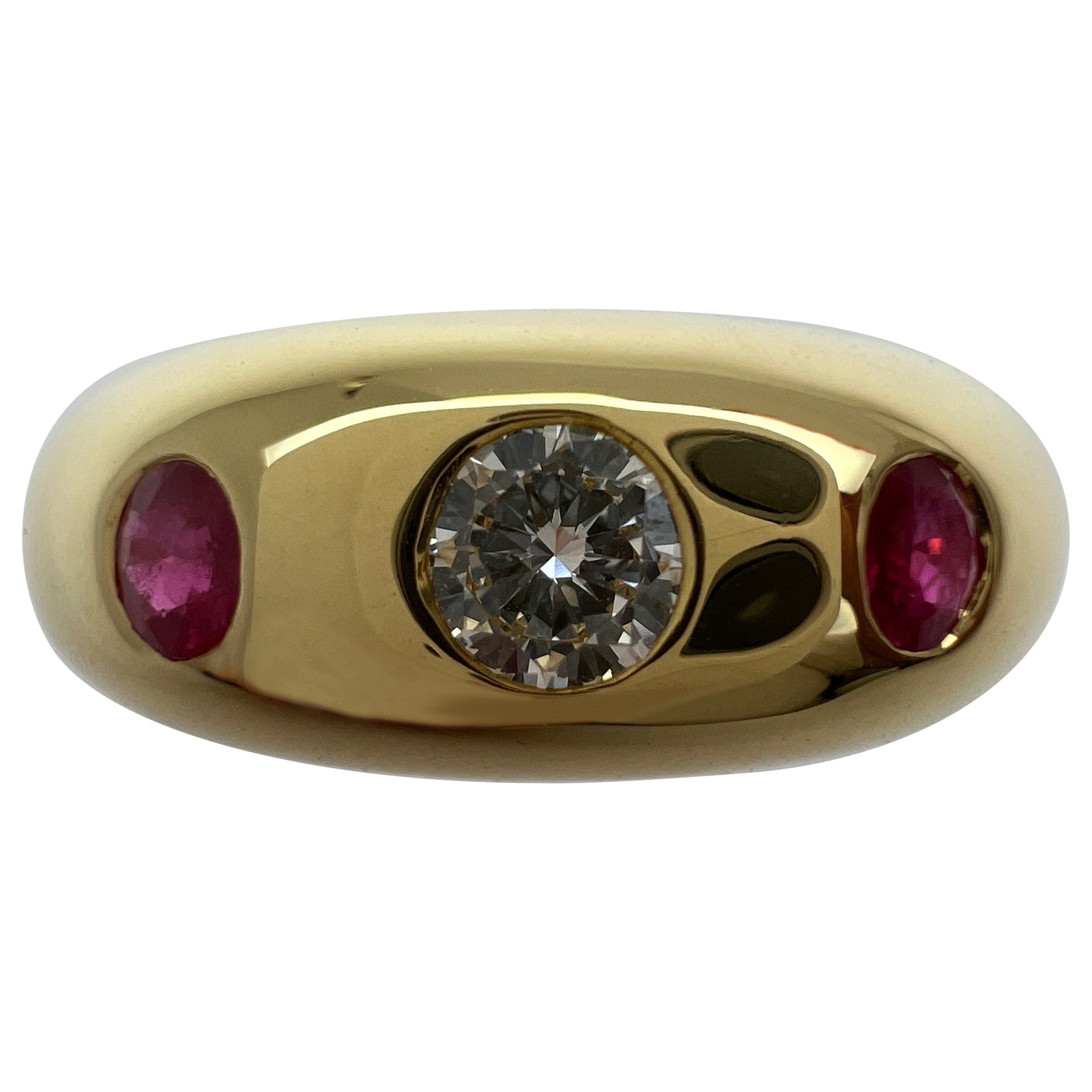 Vintage Cartier Diamond Ruby Daphne 18k Yellow Gold Three Stone Domed Ring EU51 For Sale