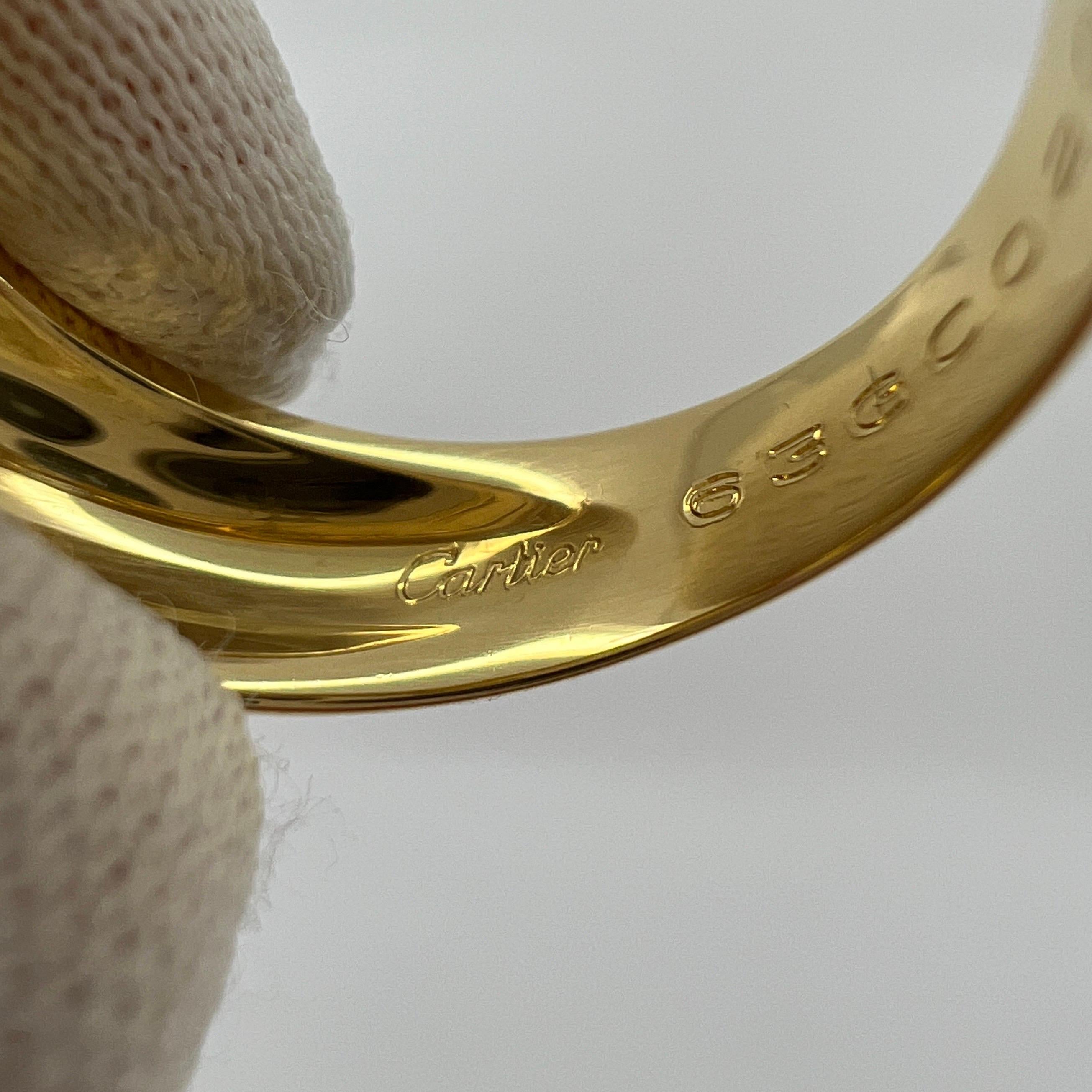 Women's or Men's Vintage Cartier Diamond Ruby Daphne 18k Yellow Gold Three Stone Domed Ring EU50 For Sale