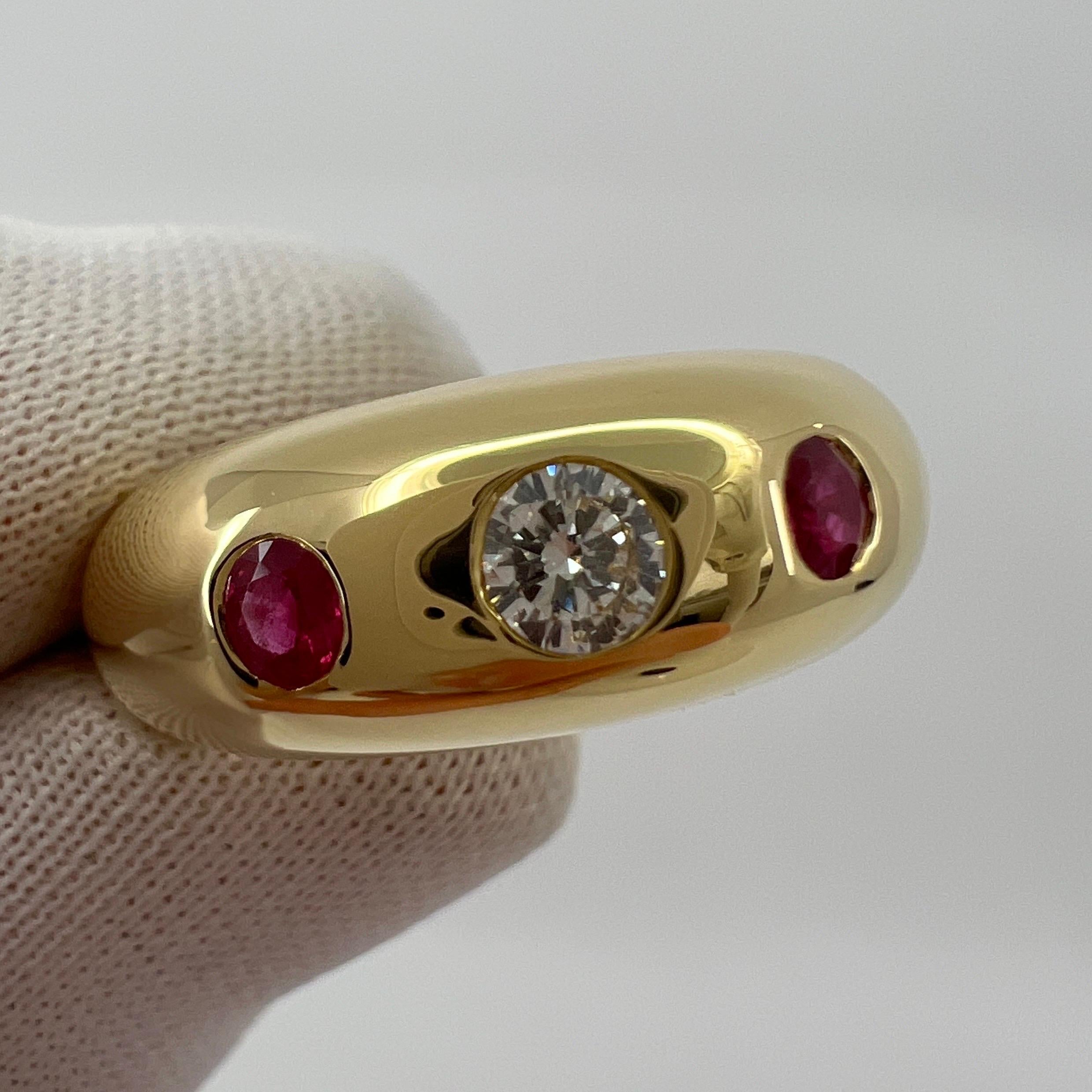 Vintage Cartier Diamond Ruby Daphne 18k Yellow Gold Three Stone Domed Ring EU50 For Sale 1