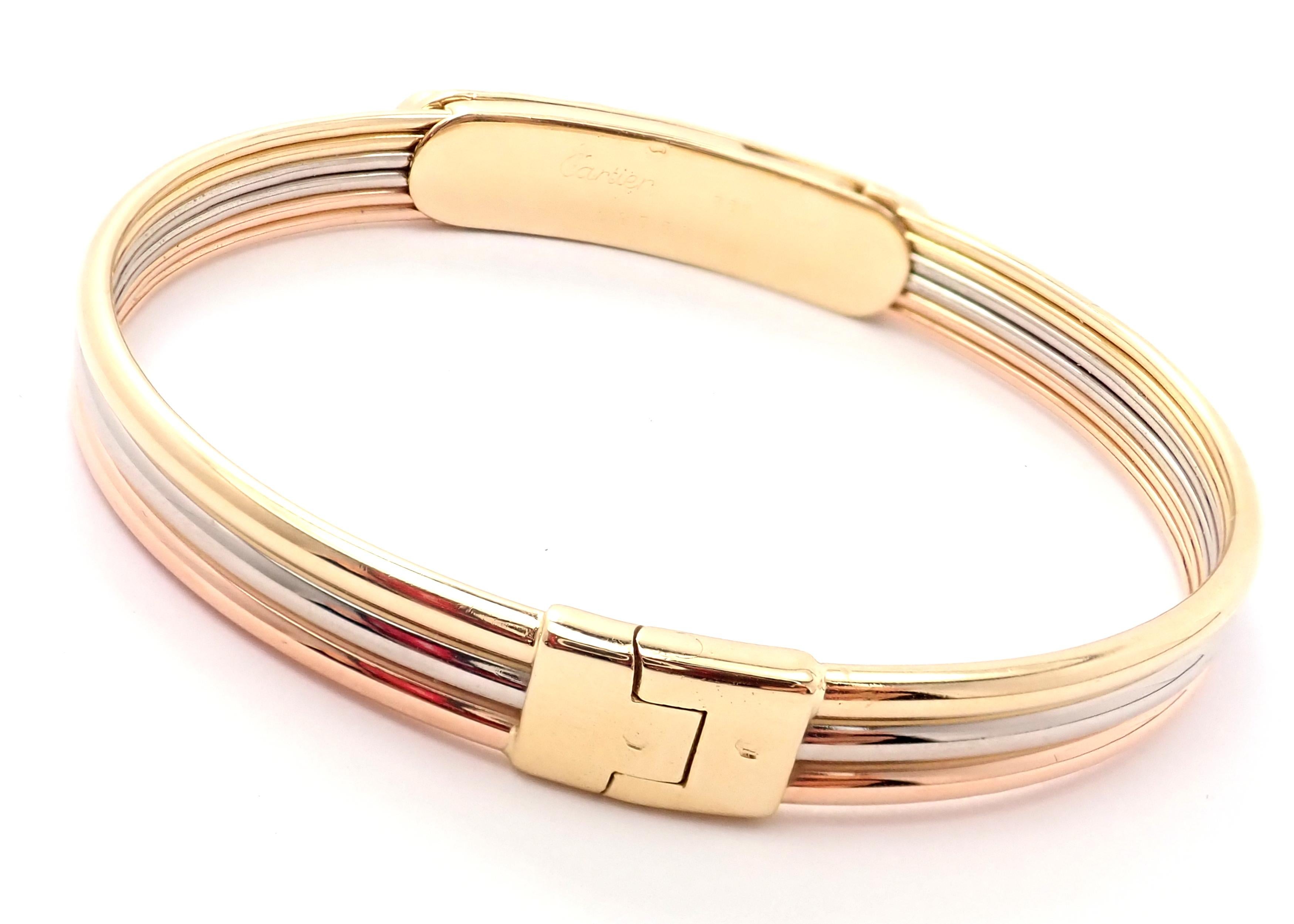 Dreifarbiger Gold-Armreif von Cartier mit Diamant und Saphir im Zustand „Hervorragend“ in Southampton, PA
