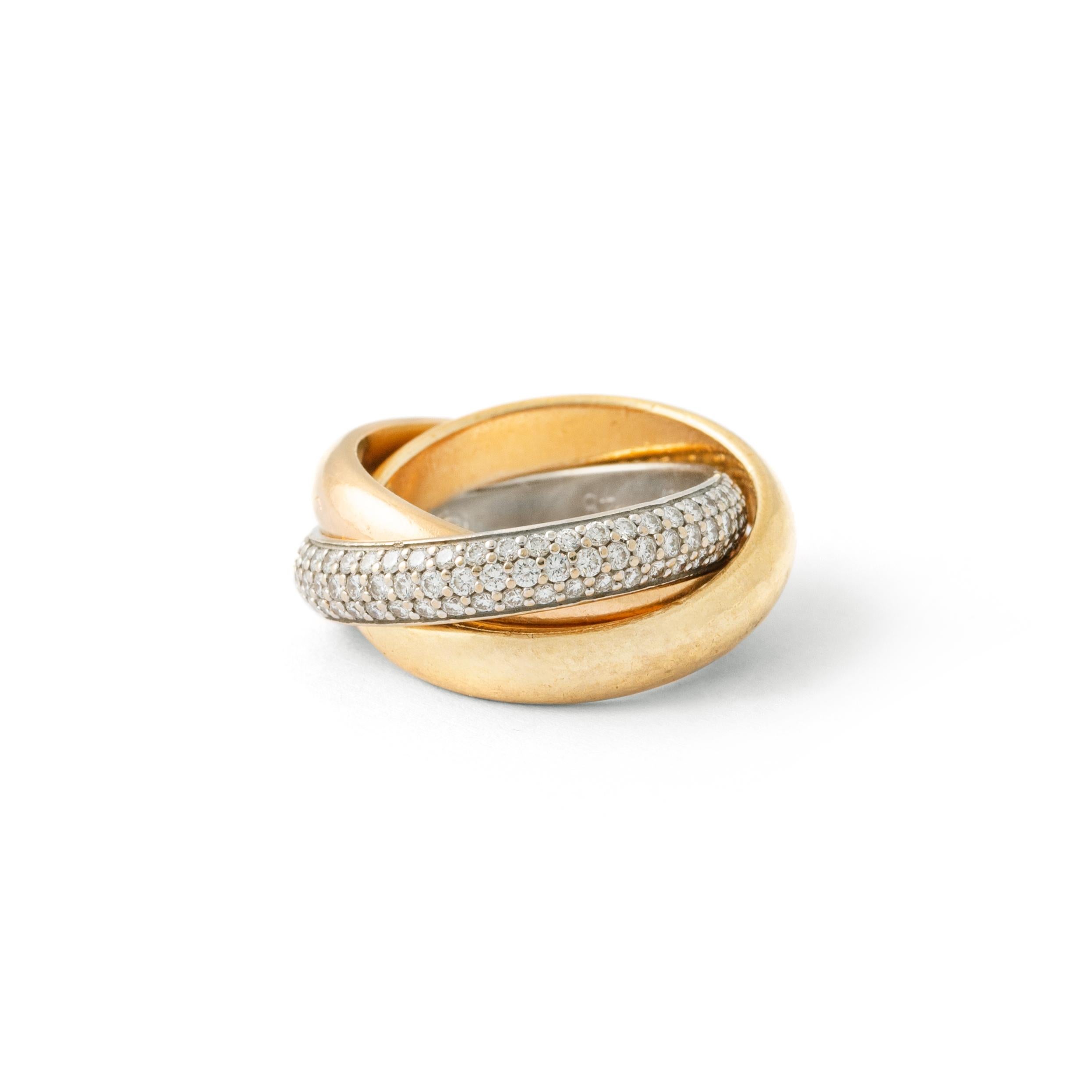 Vintage Cartier Diamond Trinity Ring 18K Tri-Gold In Good Condition For Sale In Geneva, CH