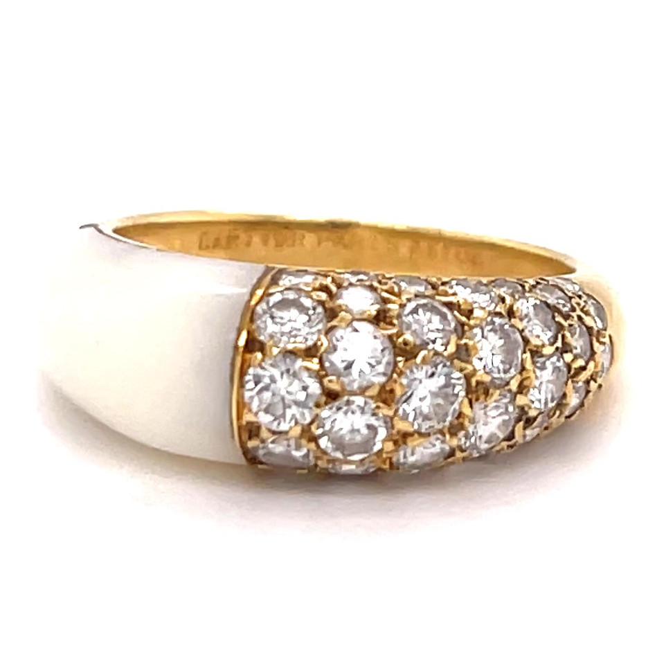 Vintage Cartier Diamond White Coral 18 Karat Gold Ring In Excellent Condition In Beverly Hills, CA