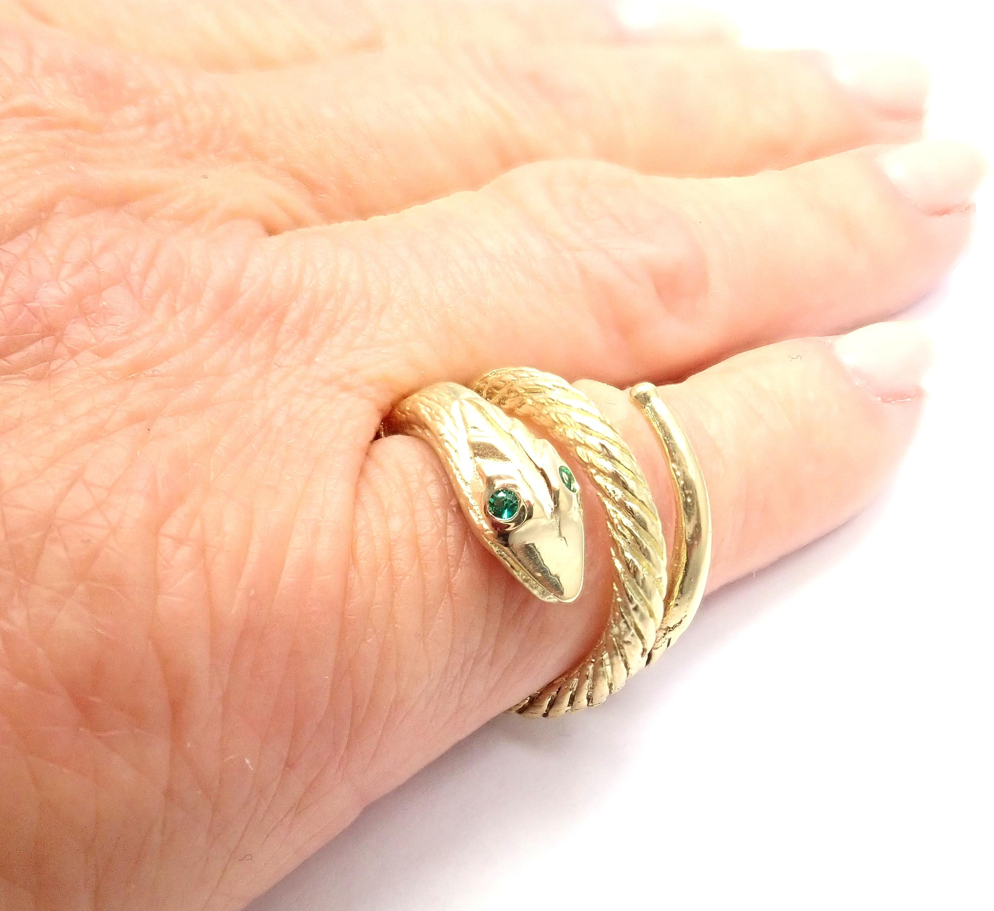 Brilliant Cut Vintage Cartier Emerald Snake Yellow Gold Band Ring