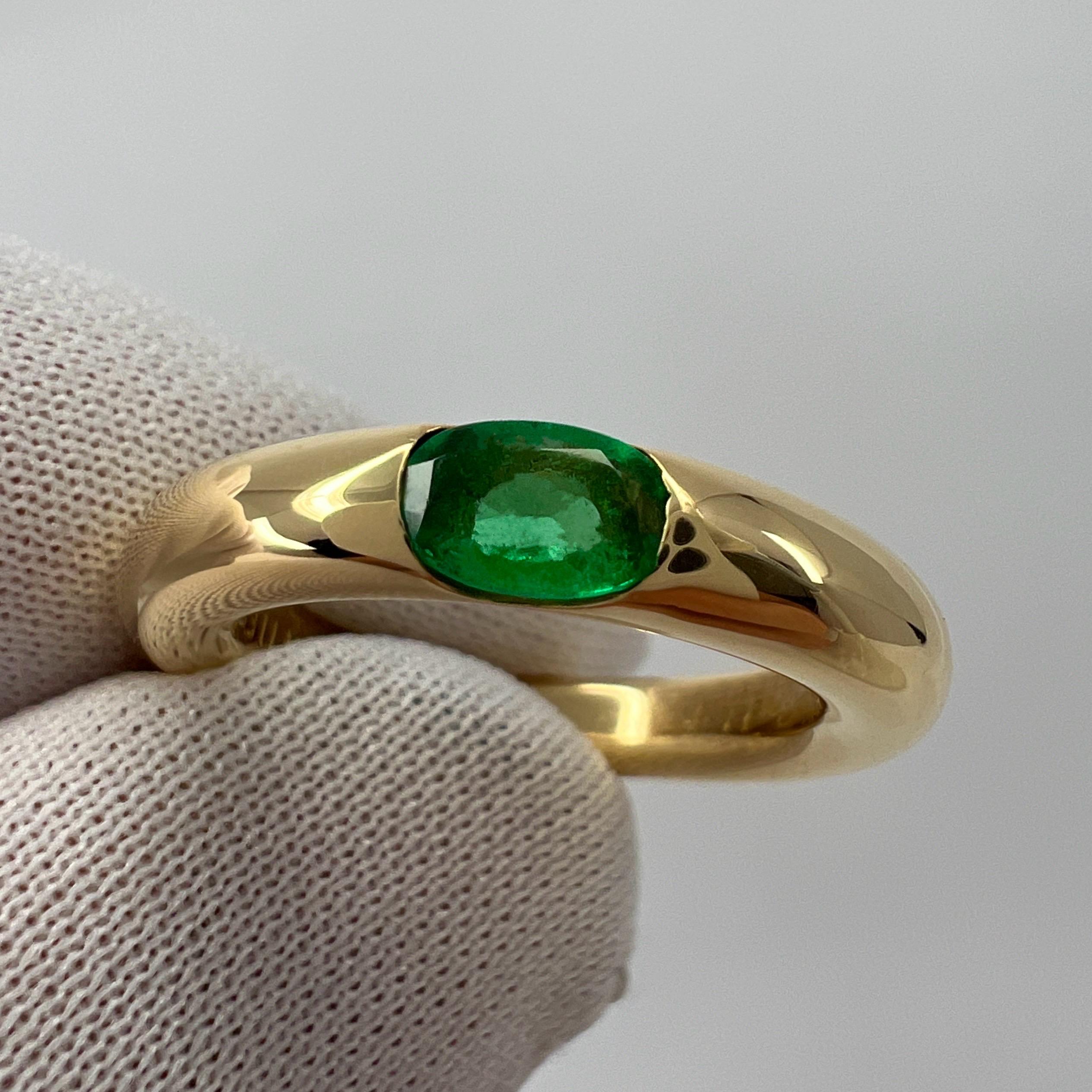Vintage Cartier Emerald Vivid Green Ellipse 18k Yellow Gold Solitaire Ring 52 For Sale 4