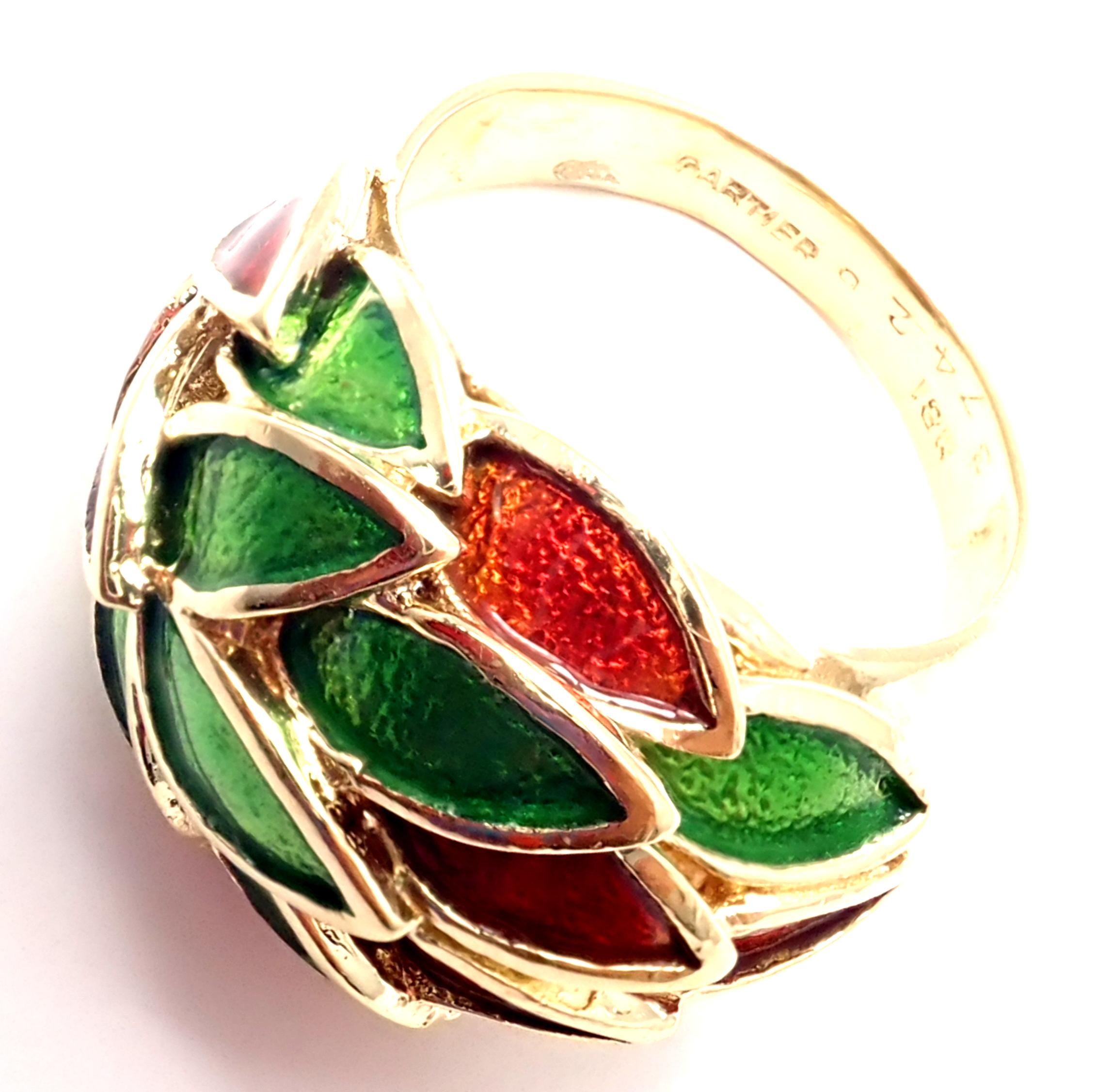 Vintage Cartier Enamel Leaf Dome Yellow Gold Ring 4
