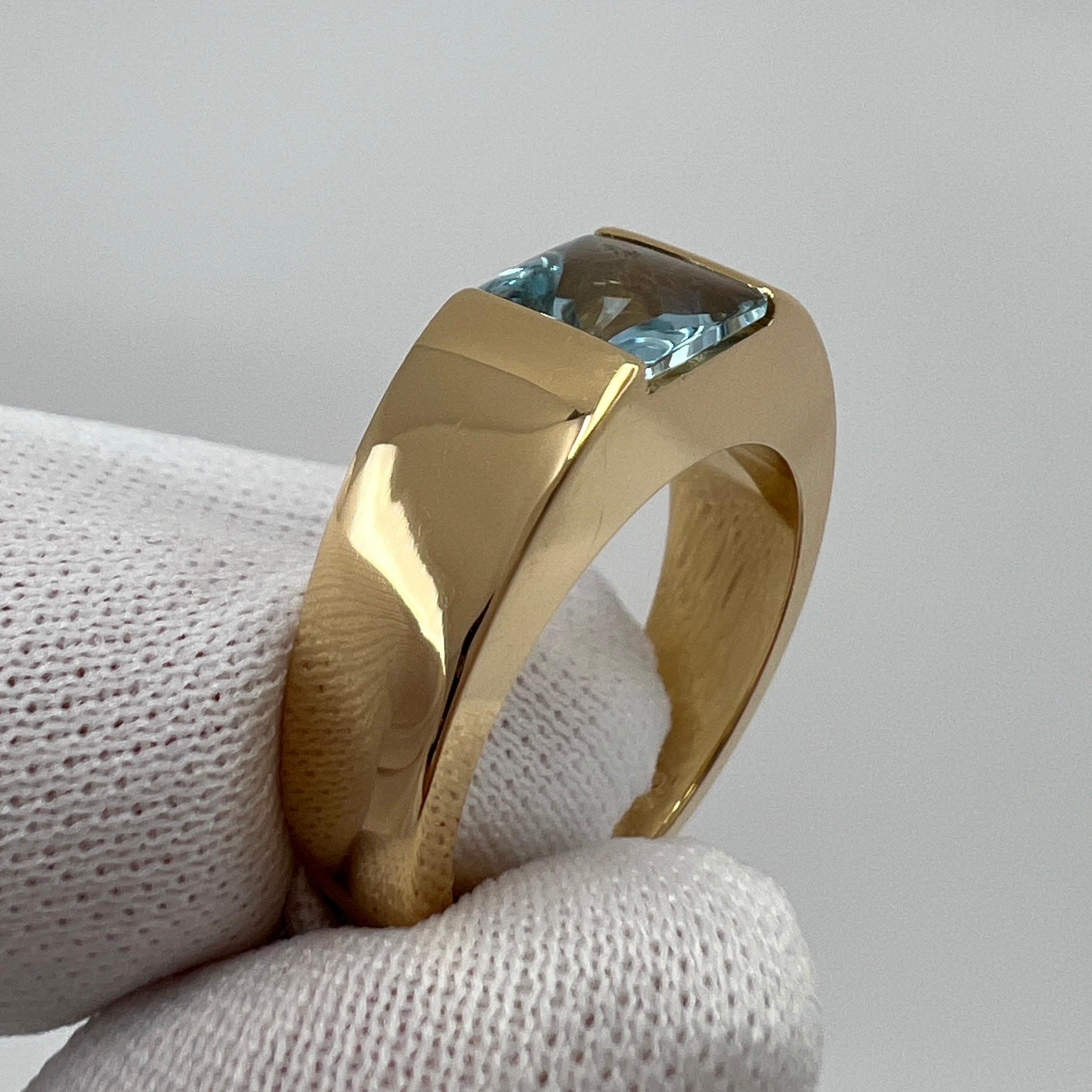 Vintage Cartier Fine Blue Aquamarine Square Cushion 18k Yellow Gold Tank Ring In Excellent Condition In Birmingham, GB