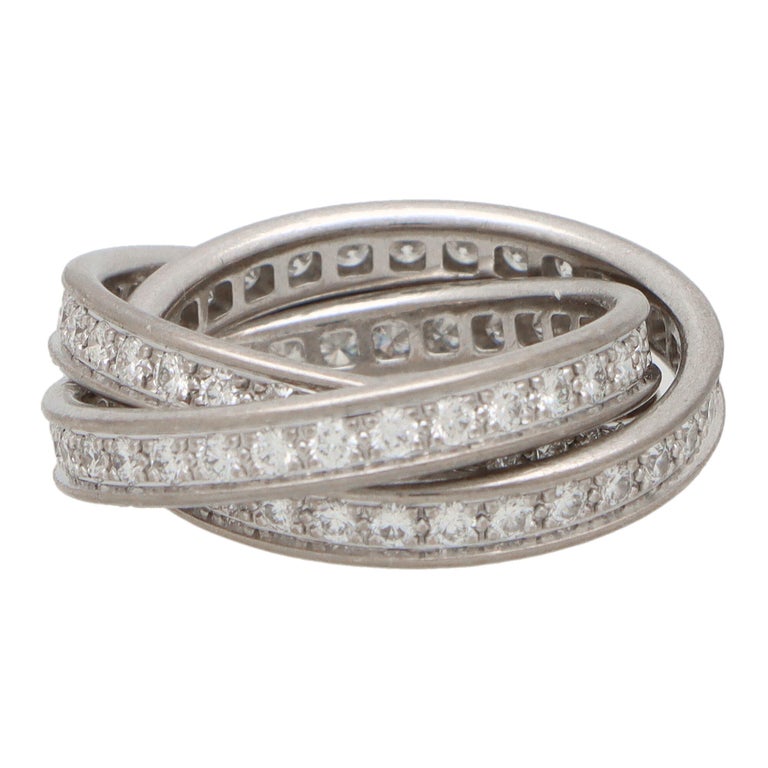 Vintage Cartier Full Diamond Trinity Ring in 18k White Gold In Excellent Condition In London, GB