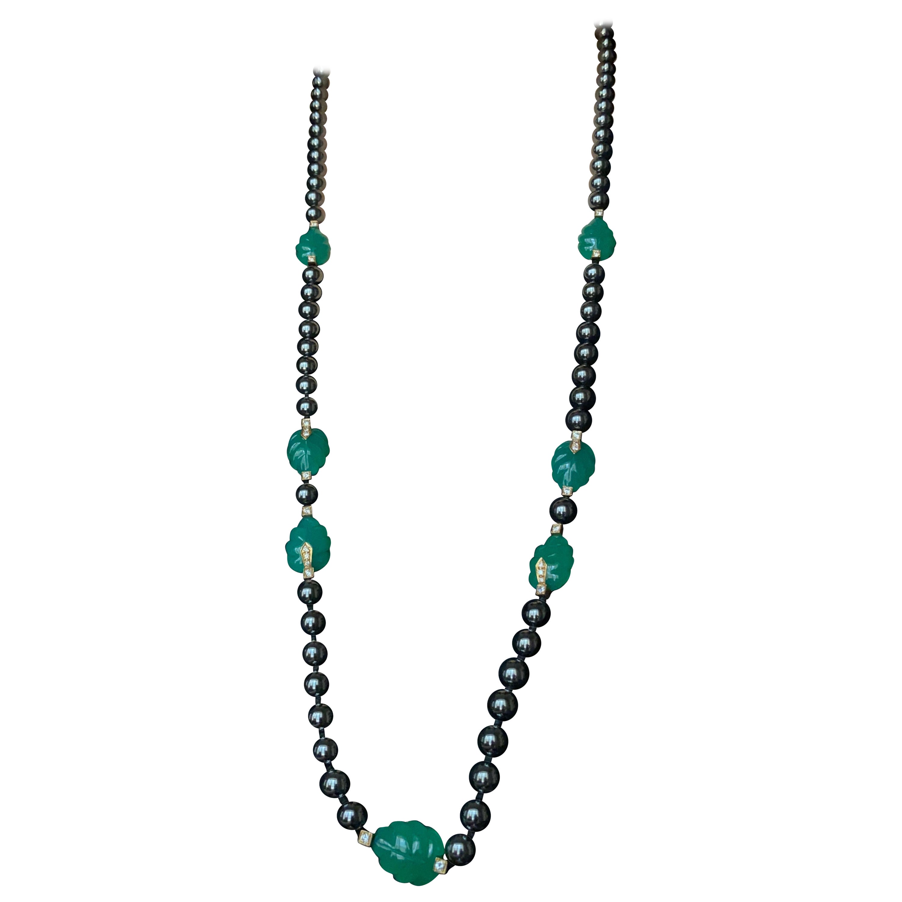 Halskette aus 18 Karat Gelbgold mit Hämatit-Chalcedon-Diamant von Cartier