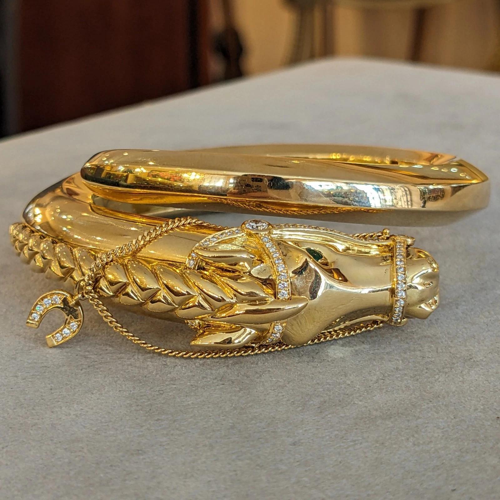 Bracciale Bangle Cartier Horse d'epoca in oro giallo 18 carati in vendita 1