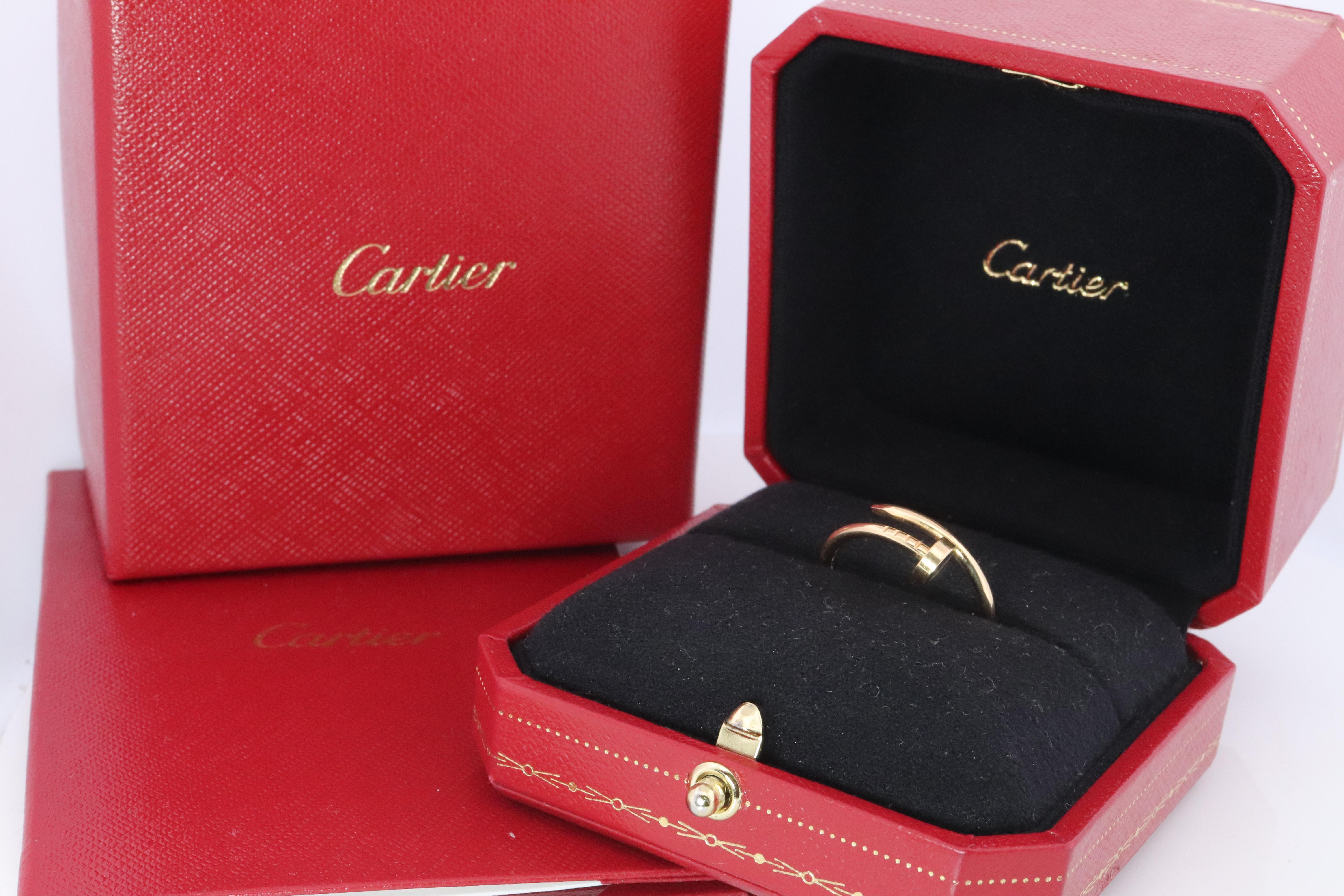 CARtier Juste un Clou Band.

Oro giallo 18k 750.

Documenti originali di Cartier e scatola originale.

Condizioni: Ottime condizioni.
Dettagli:

Oro giallo 750 18k
Taglia 58 o taglia 8,75
3,7 grammi
Chiedi ulteriori immagini e domande.