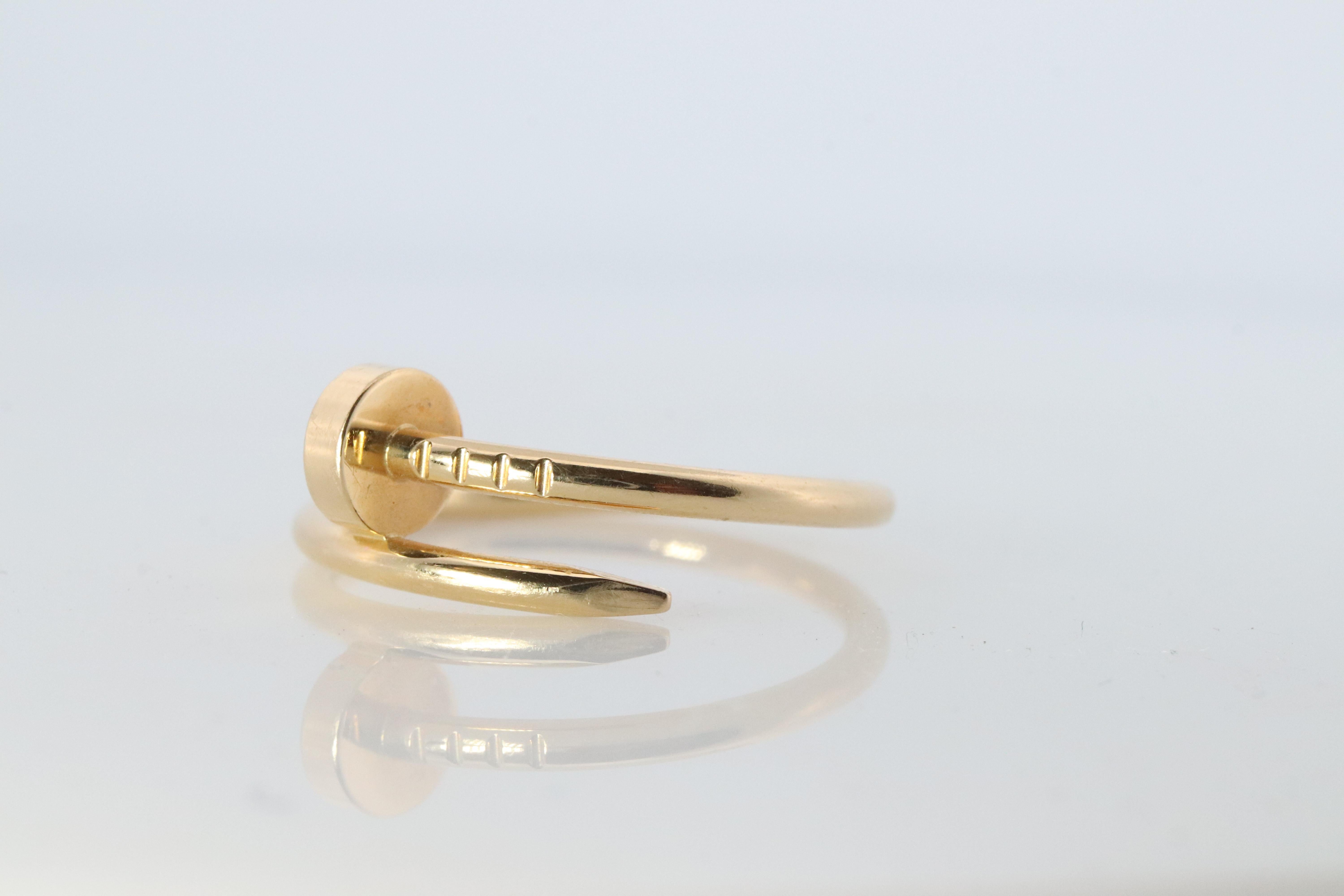 Anello Cartier Juste un Clou d'epoca. Fascia Cartier 18k YG con documenti originali. In condizioni buone in vendita a Port Charlotte, FL